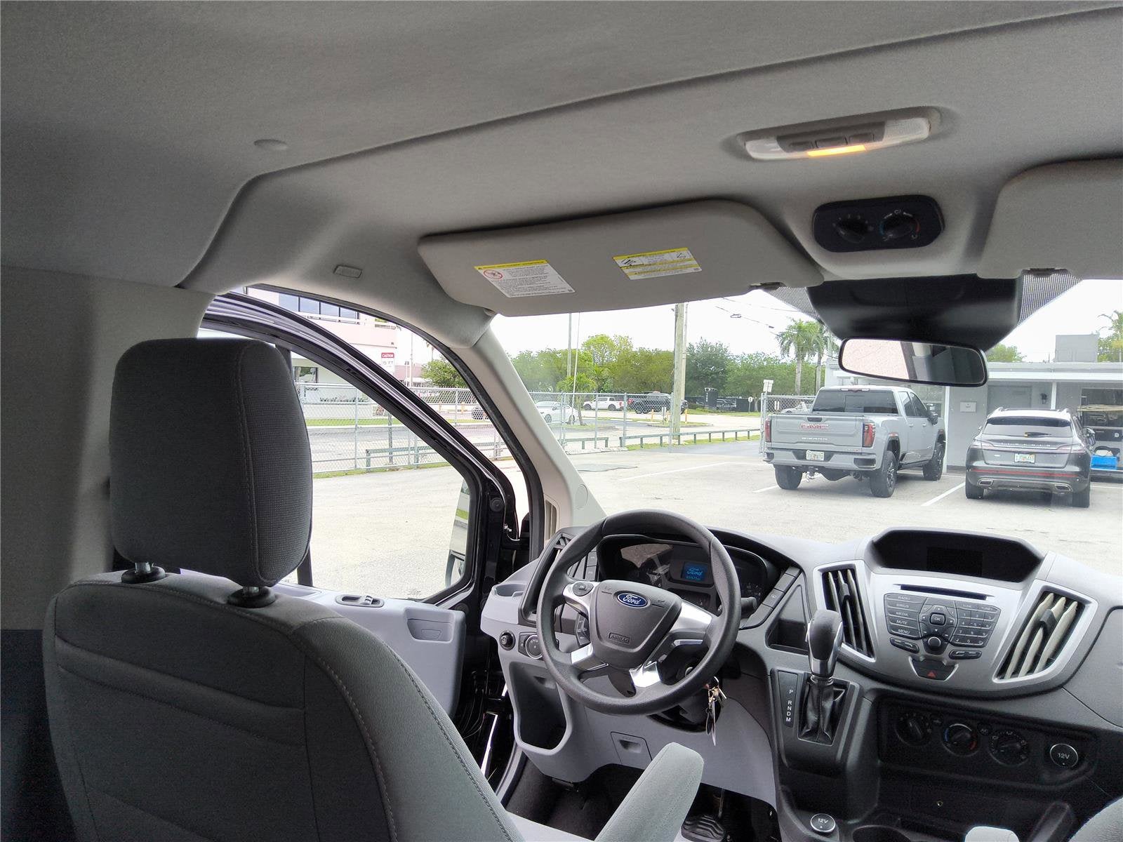 2018 Ford Transit Passenger Wagon XLT