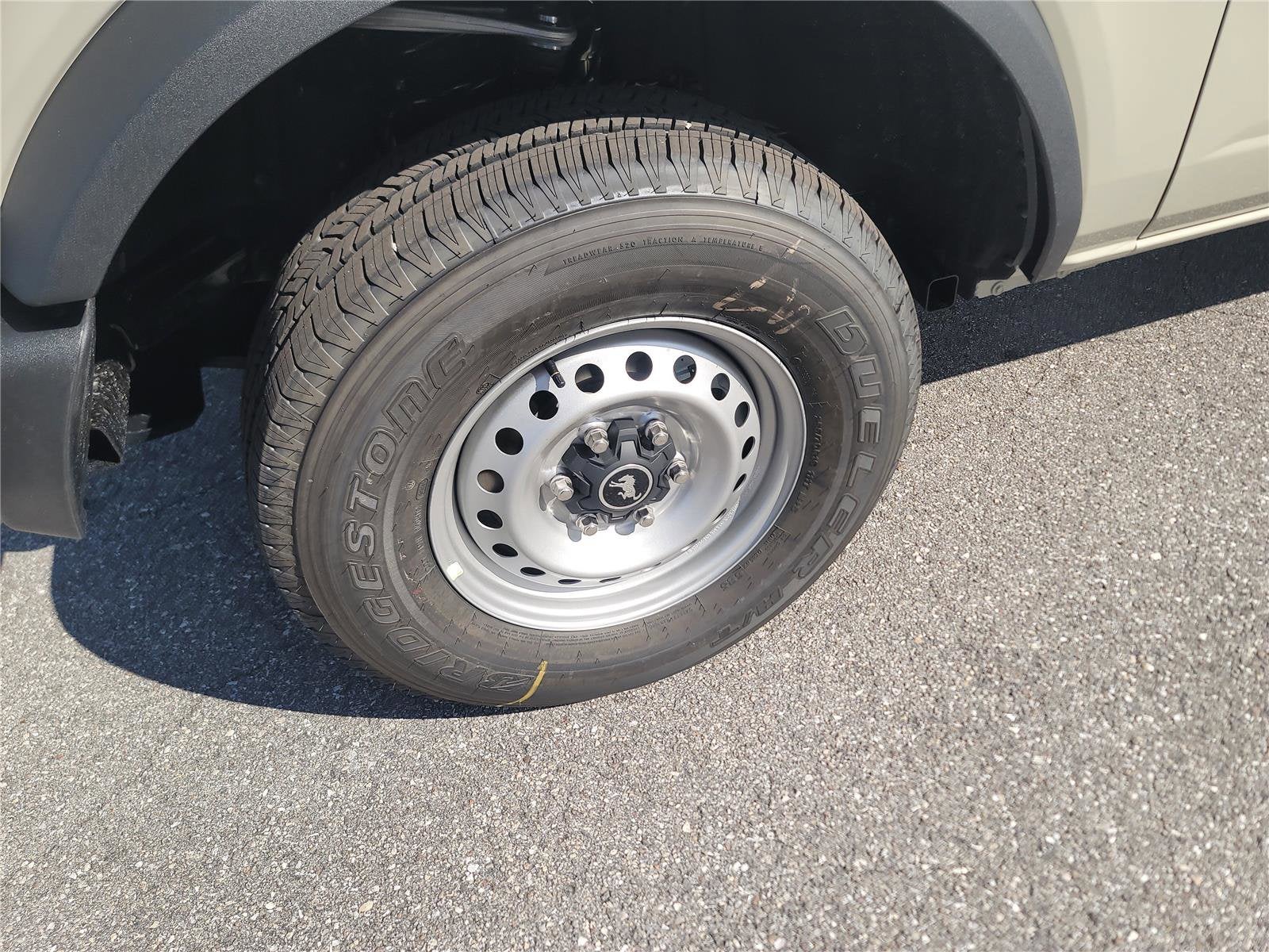 2025 Ford Bronco Base