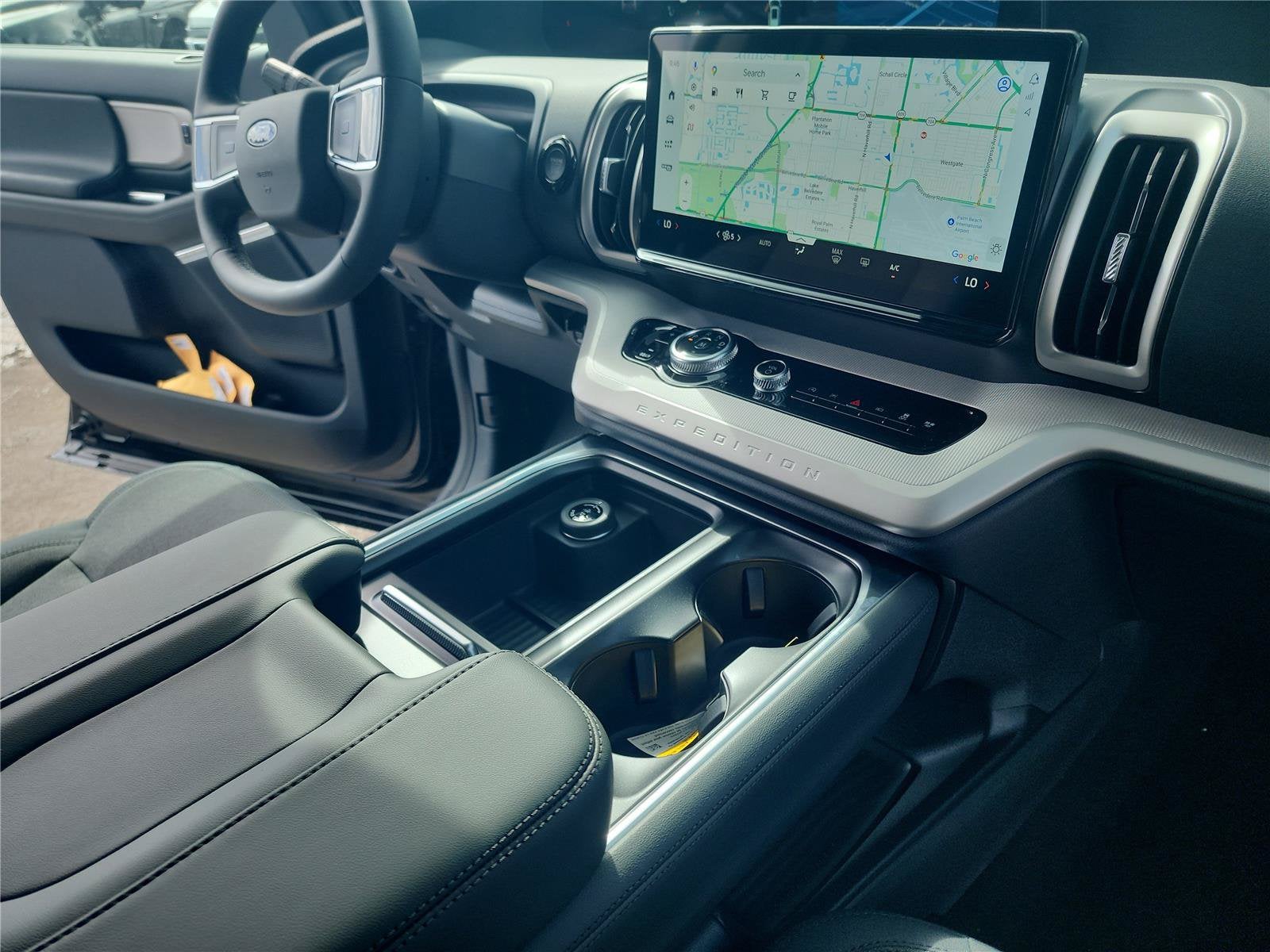 2027 Ford Expedition Active