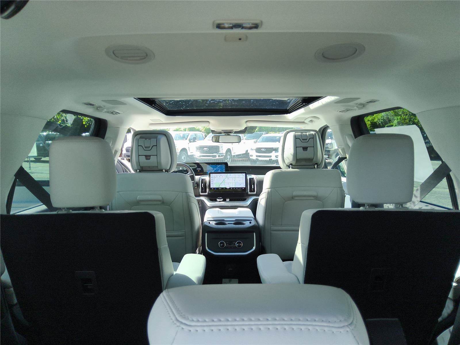 2027 Ford Expedition Platinum