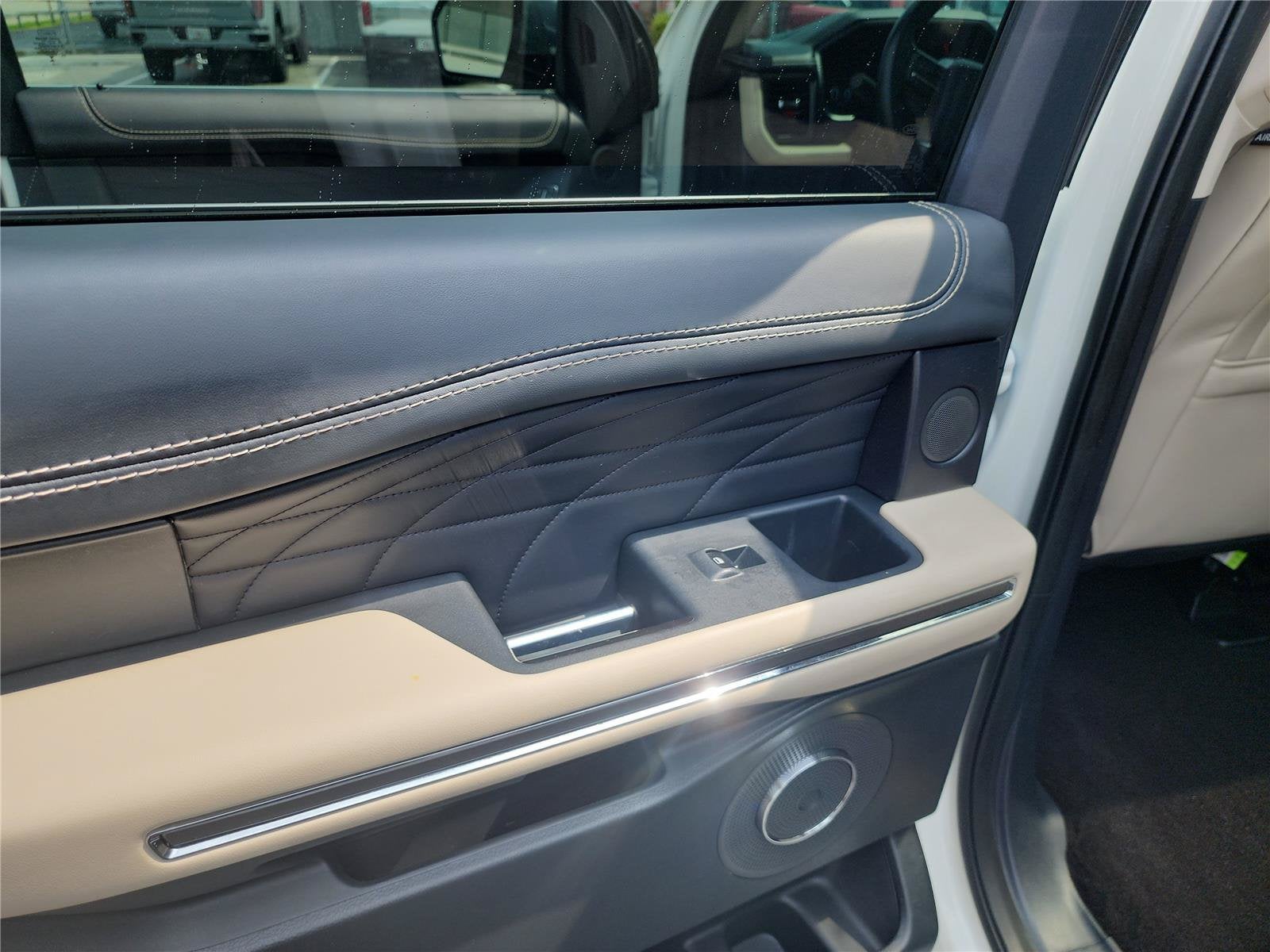 2023 Ford Expedition Platinum