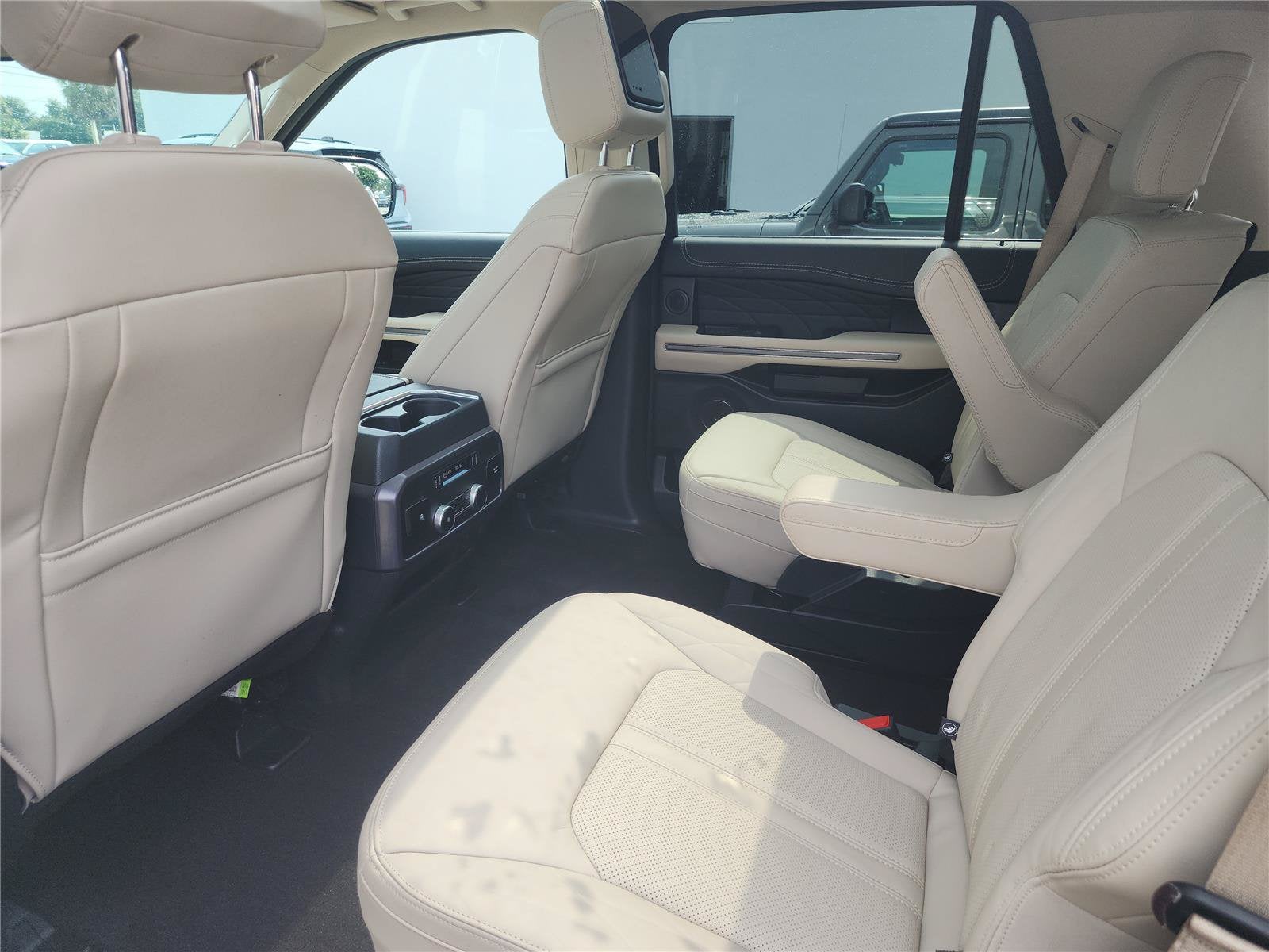 2023 Ford Expedition Platinum
