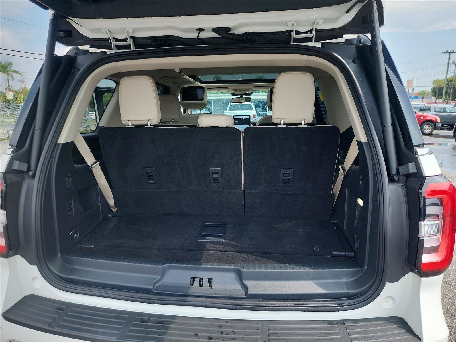 2023 Ford Expedition Platinum
