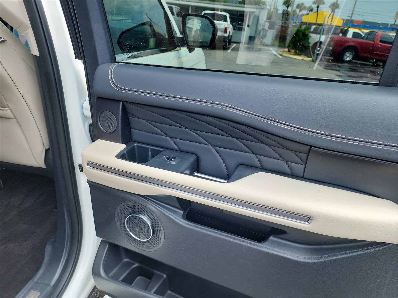 2023 Ford Expedition Platinum