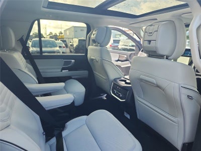 2026 Ford Expedition Platinum