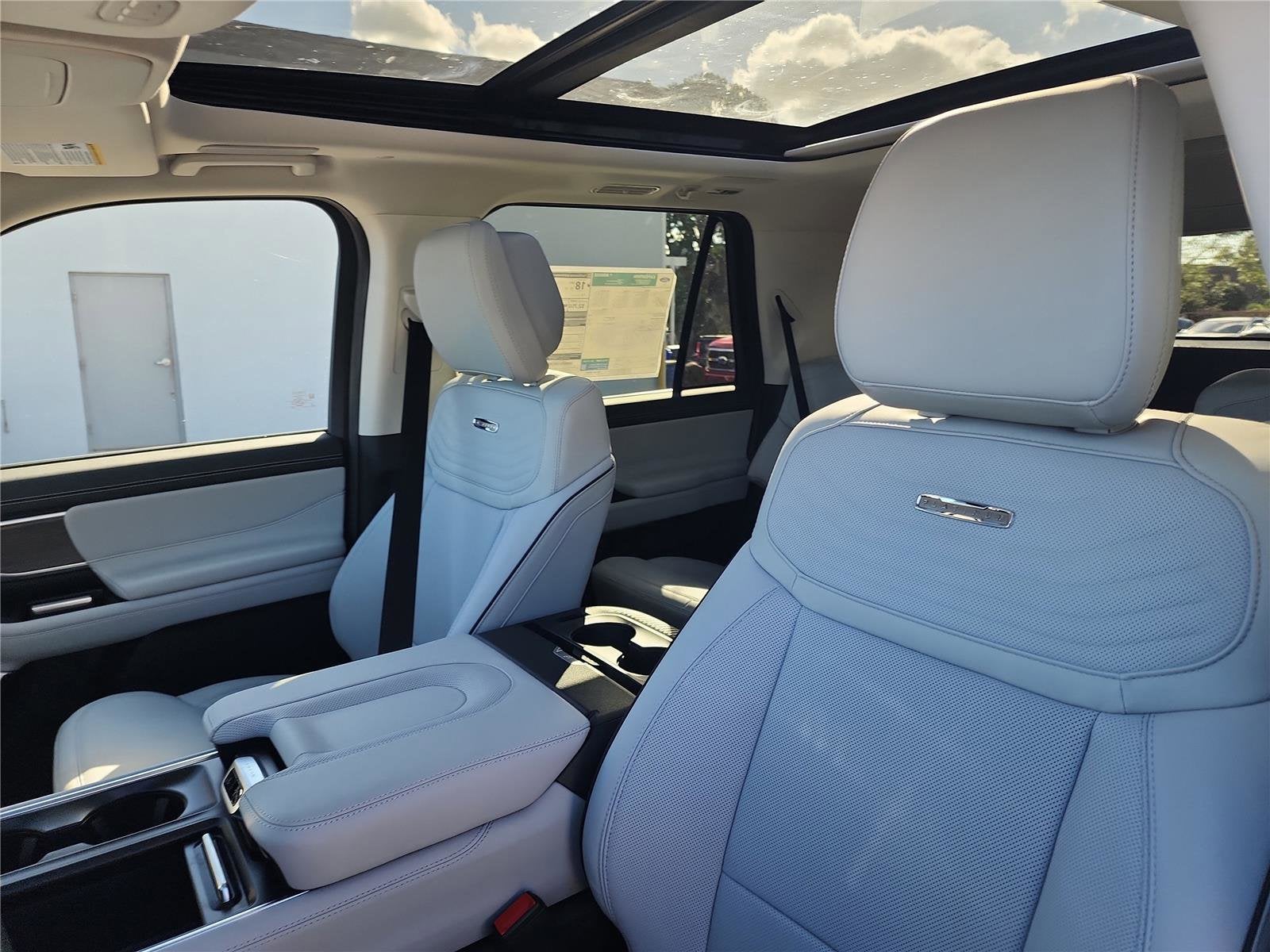 2026 Ford Expedition Platinum