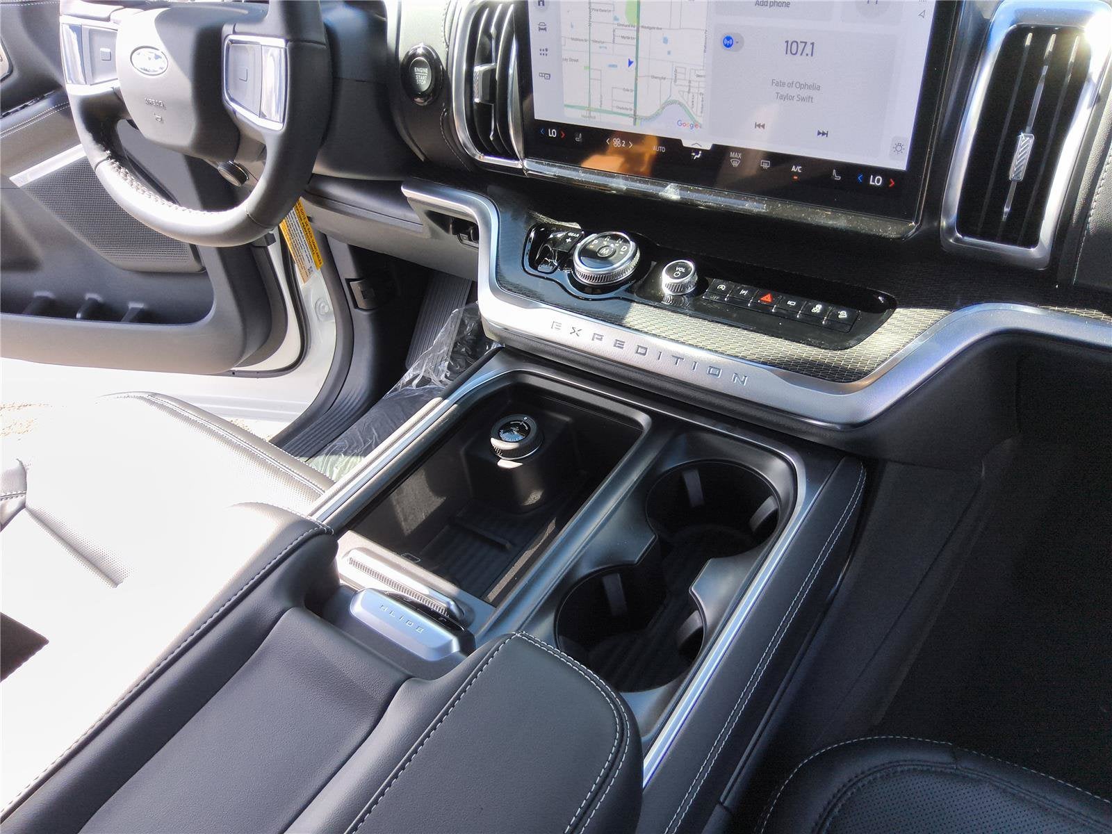 2027 Ford Expedition Platinum