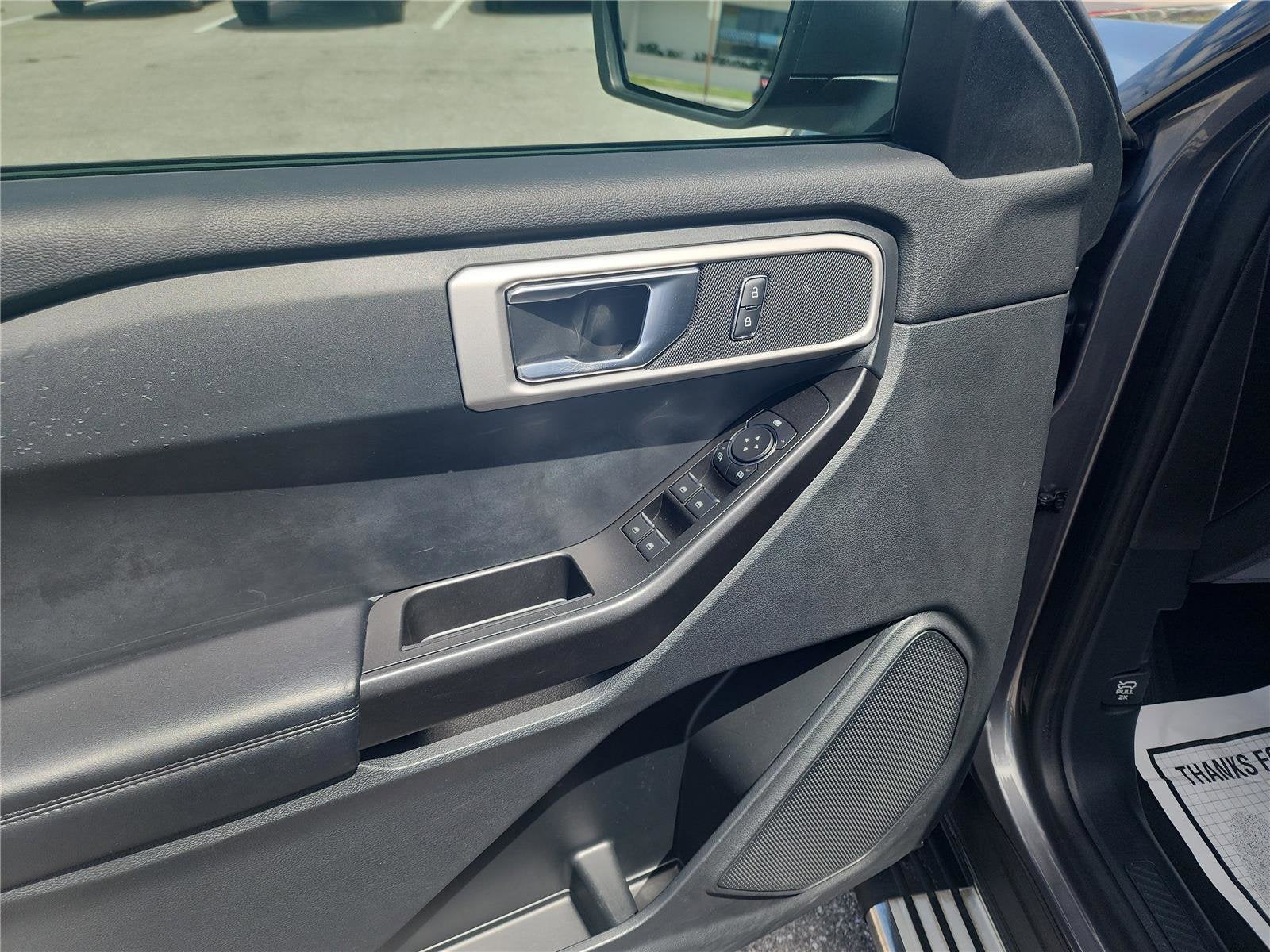 2021 Ford Explorer Base