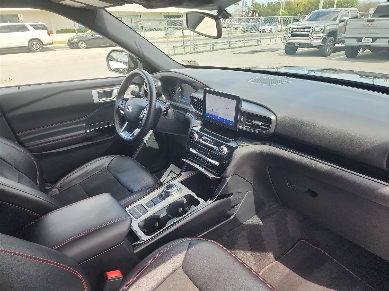 2022 Ford Explorer ST-Line