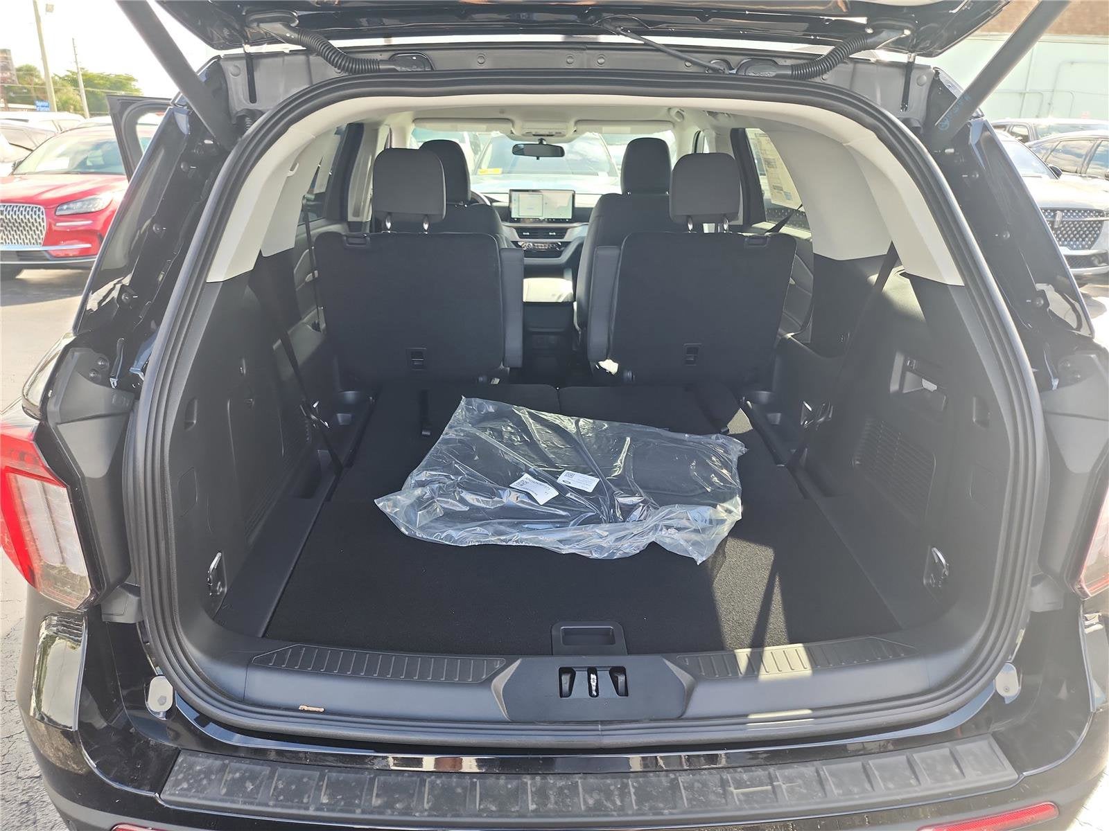 2026 Ford Explorer Active with 200A Pkg