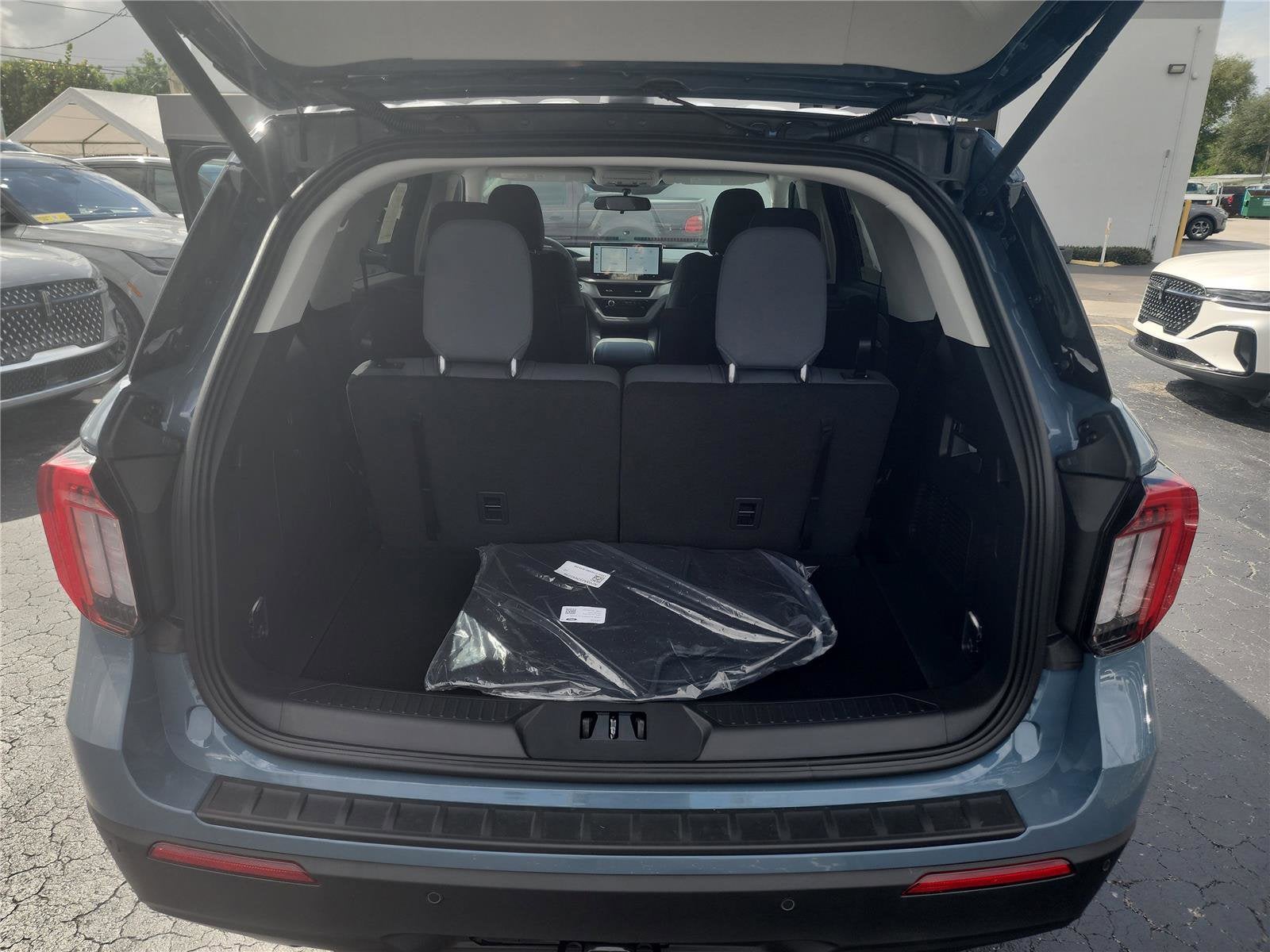 2026 Ford Explorer Active with 200A Pkg