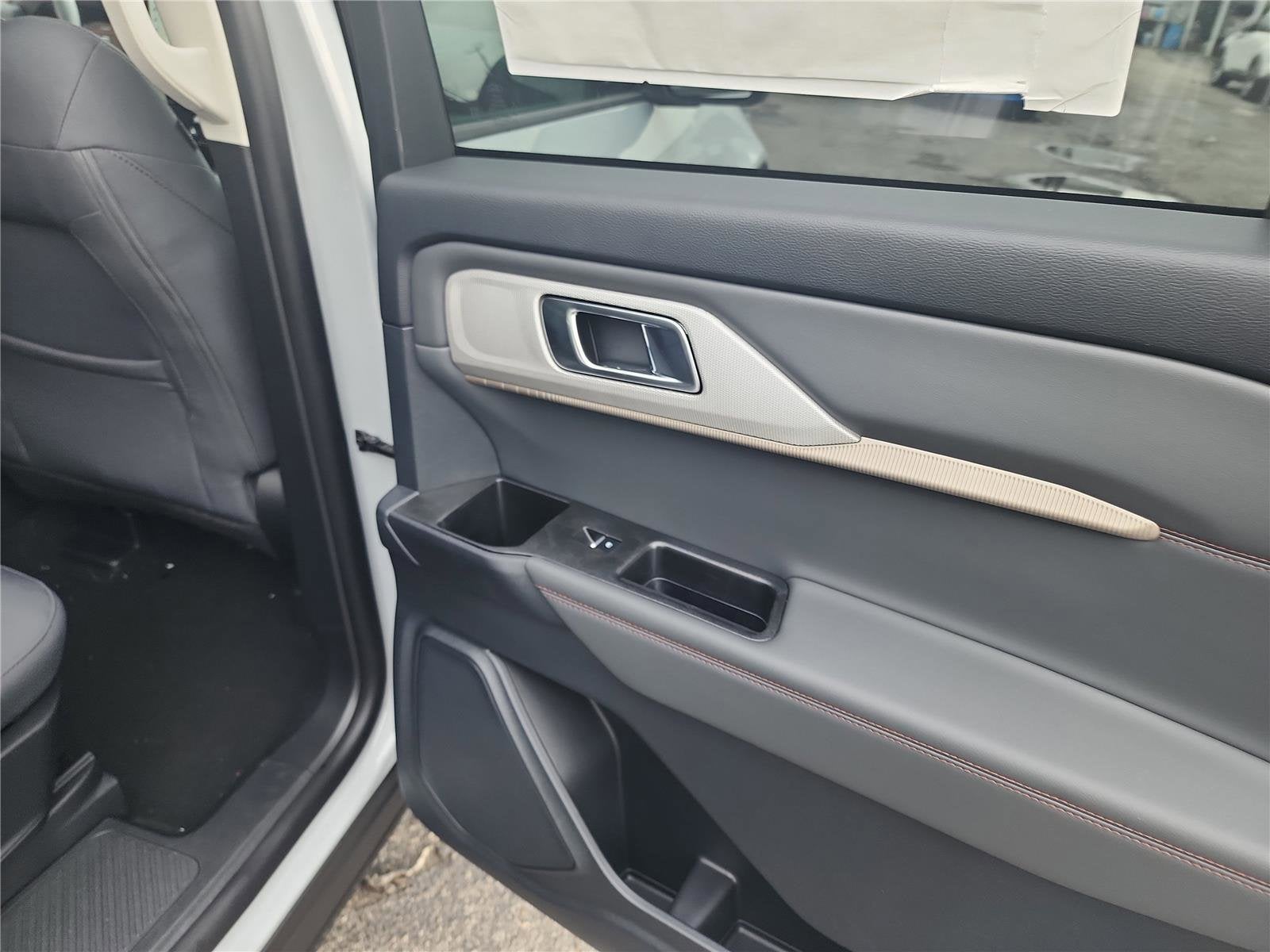 2026 Ford Explorer Active with 200A Pkg