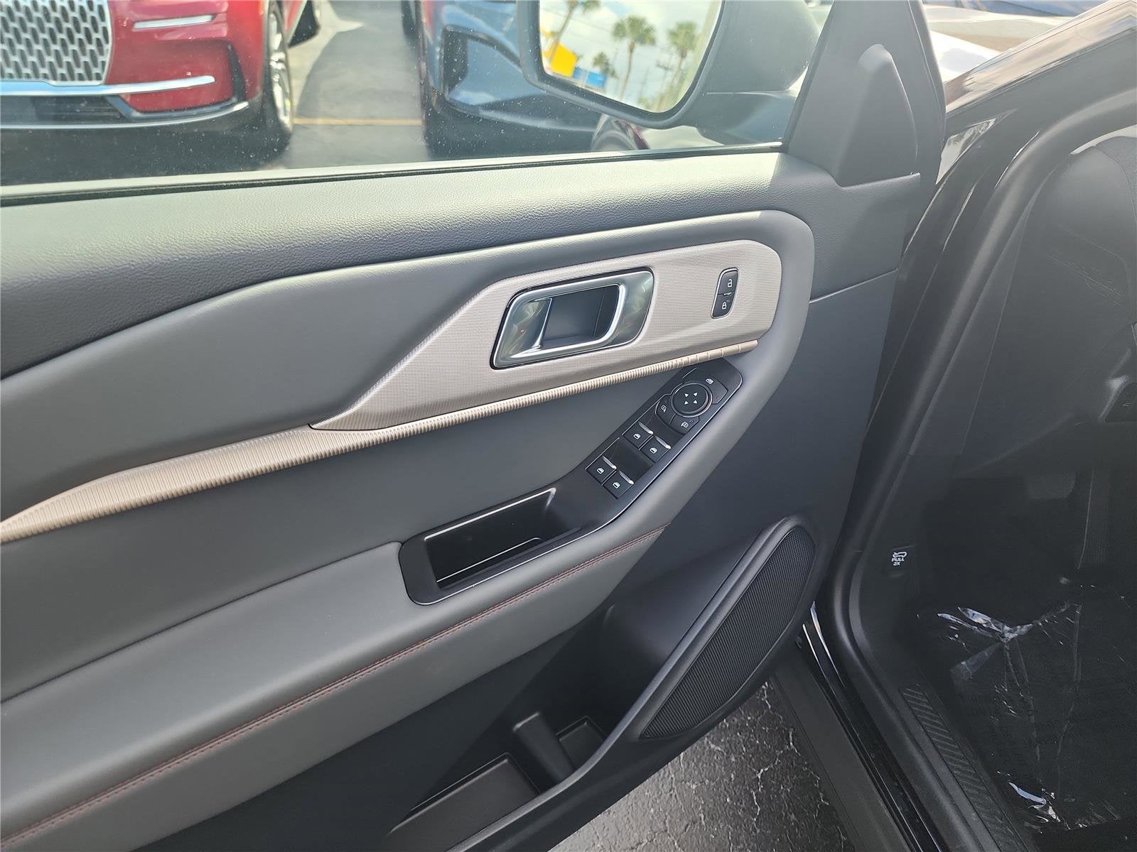 2026 Ford Explorer Active with 200A Pkg