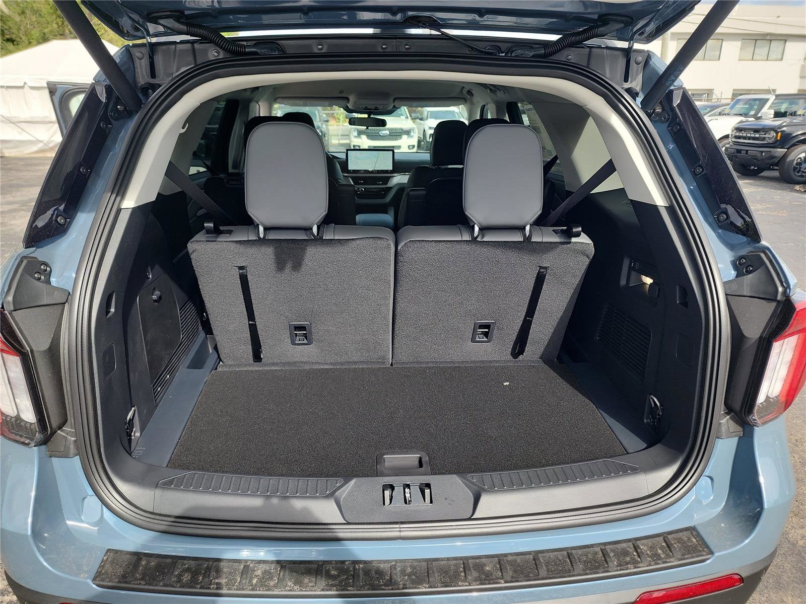 2026 Ford Explorer Active with 200A Pkg