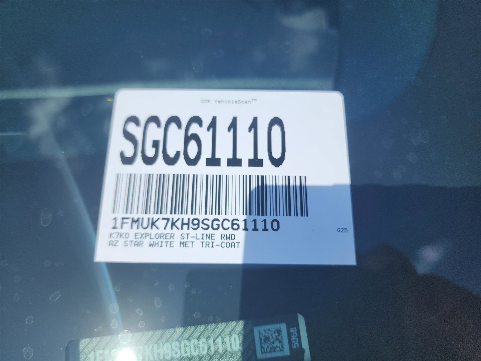 2025 Ford Explorer ST-Line