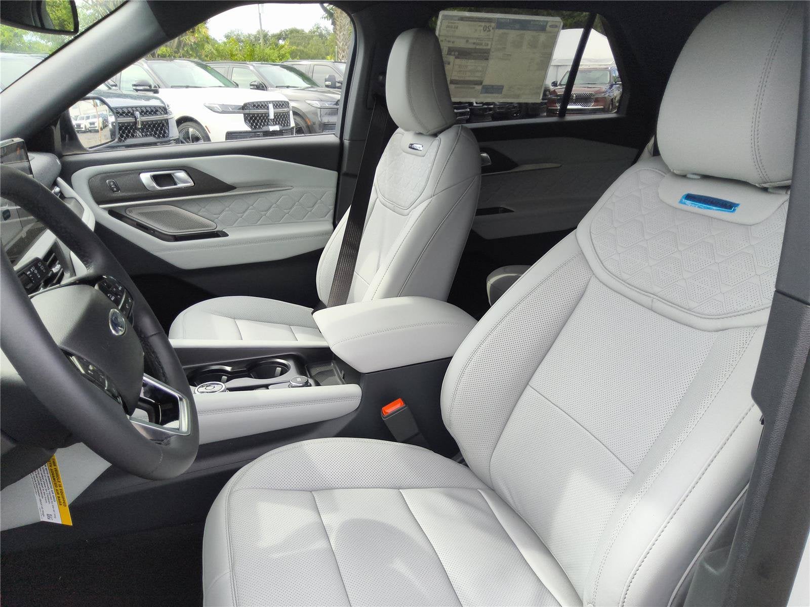 2027 Ford Explorer Platinum