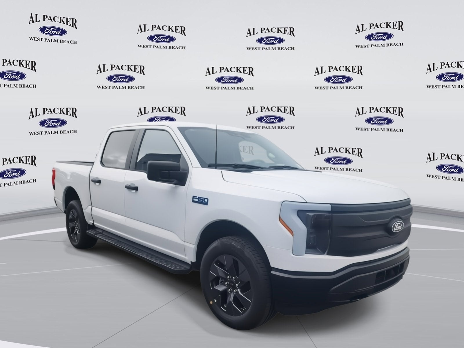 2025 Ford F-150 Lightning Pro