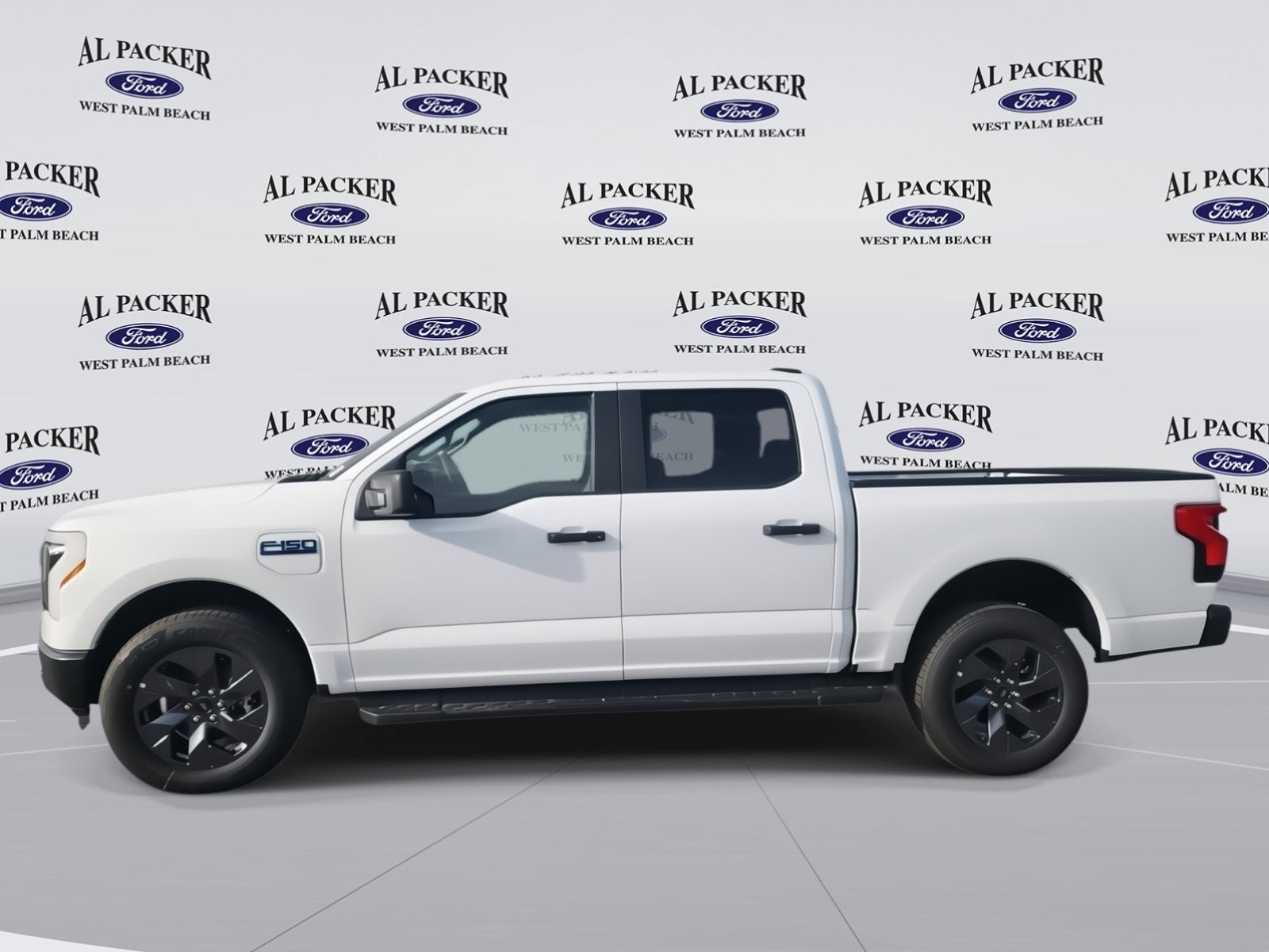 2025 Ford F-150 Lightning Pro