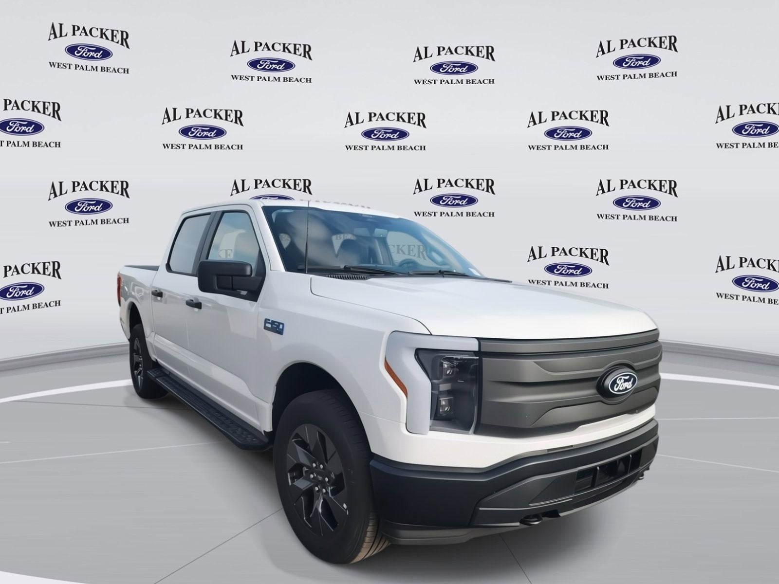 2025 Ford F-150 Lightning Pro