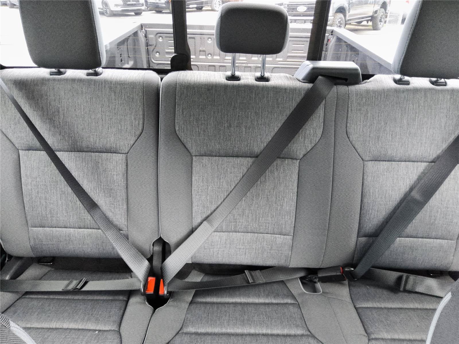 2027 Ford Super Duty F-250 SRW Base