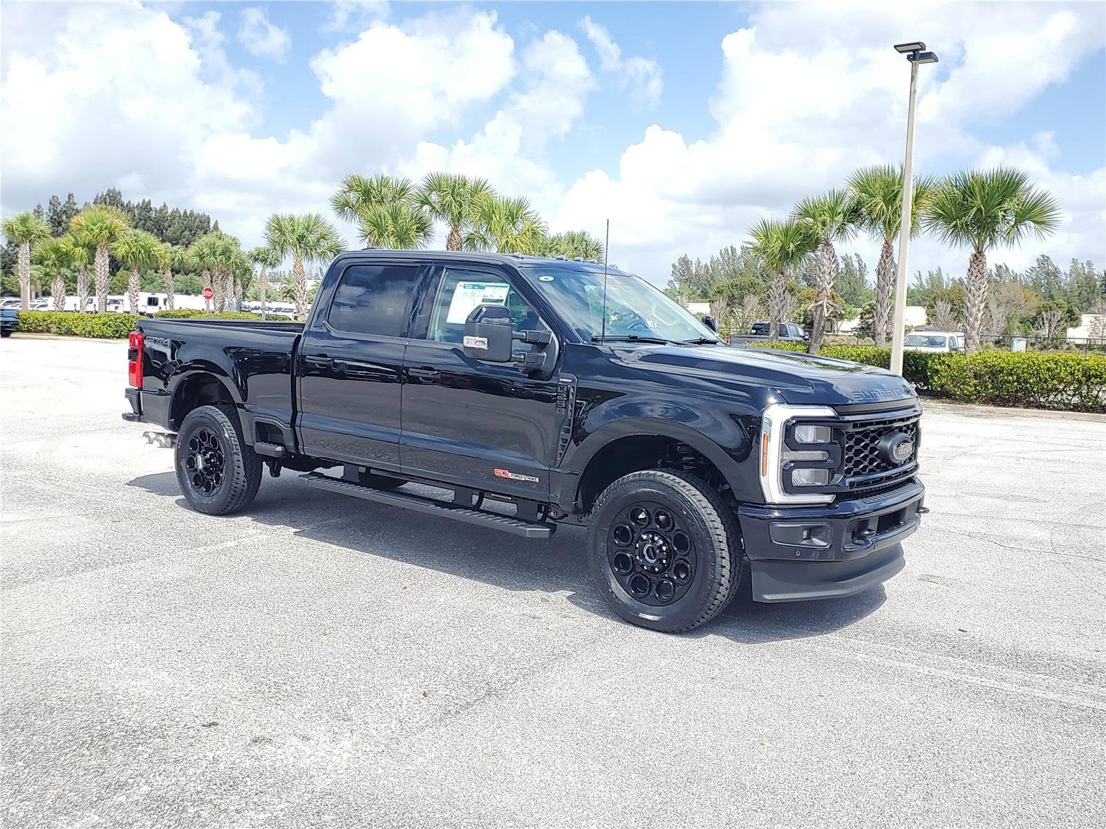 2025 Ford Super Duty F-250 SRW LARIAT
