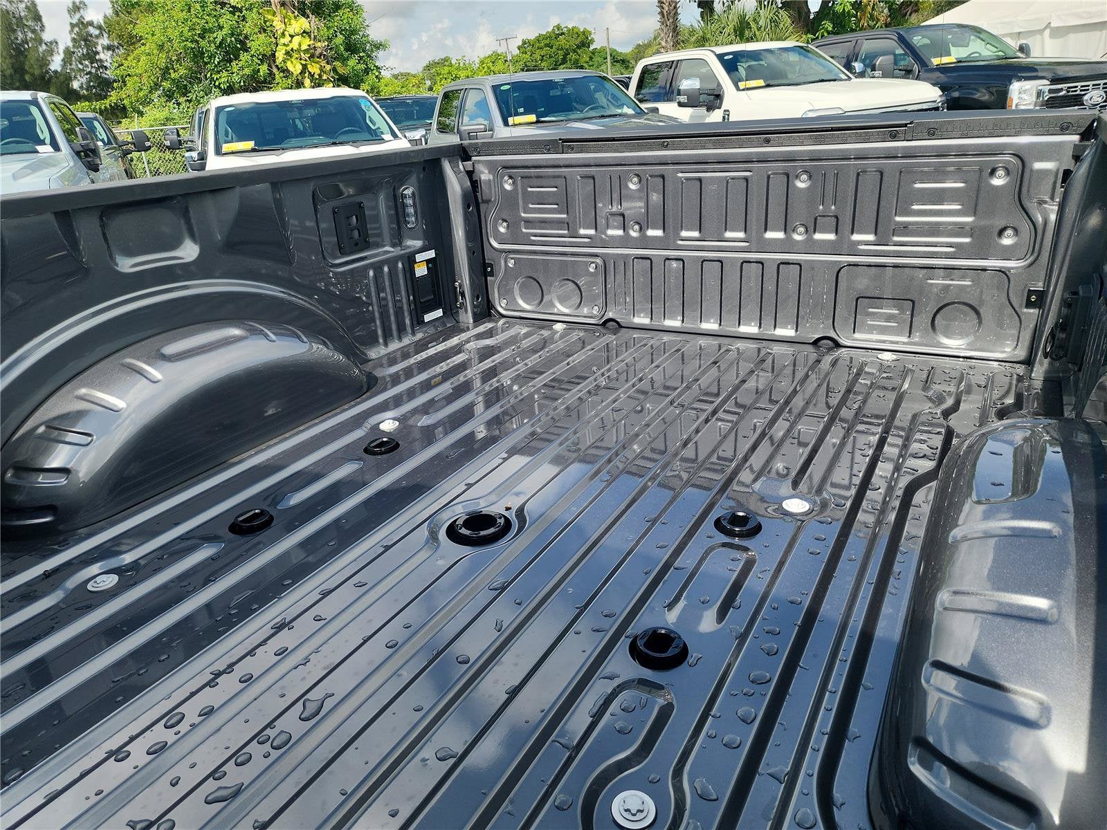 2027 Ford Super Duty F-250 SRW Platinum