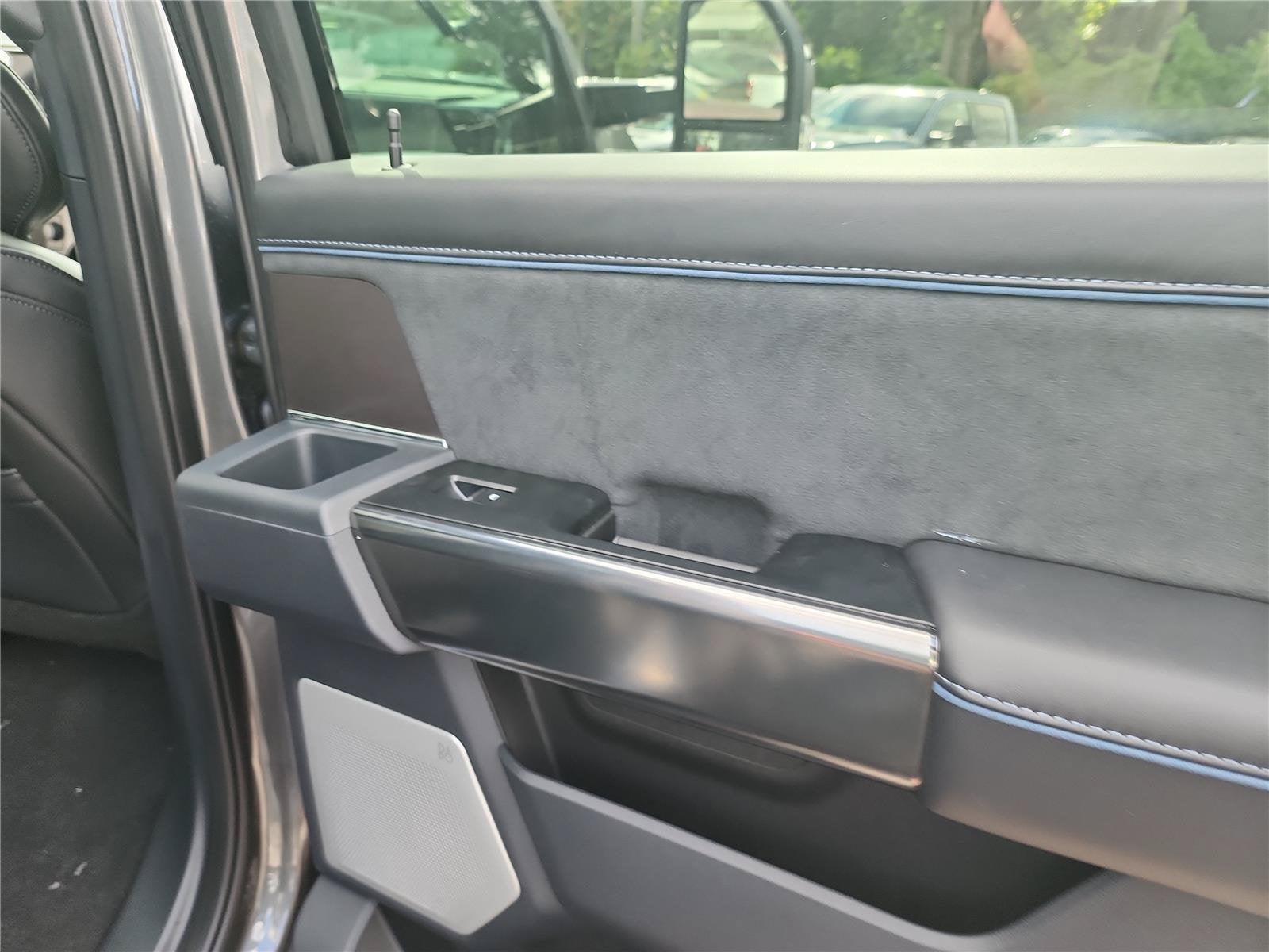 2027 Ford Super Duty F-250 SRW Platinum