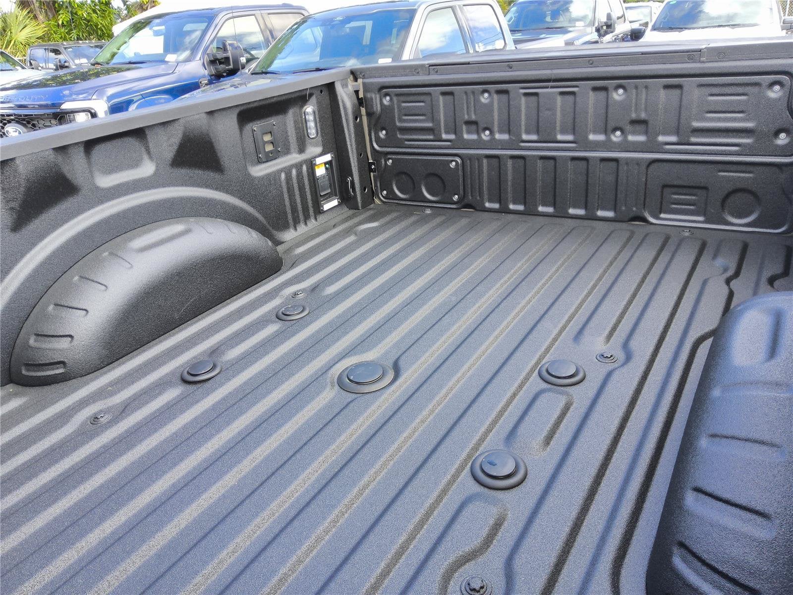 2027 Ford Super Duty F-250 SRW Platinum