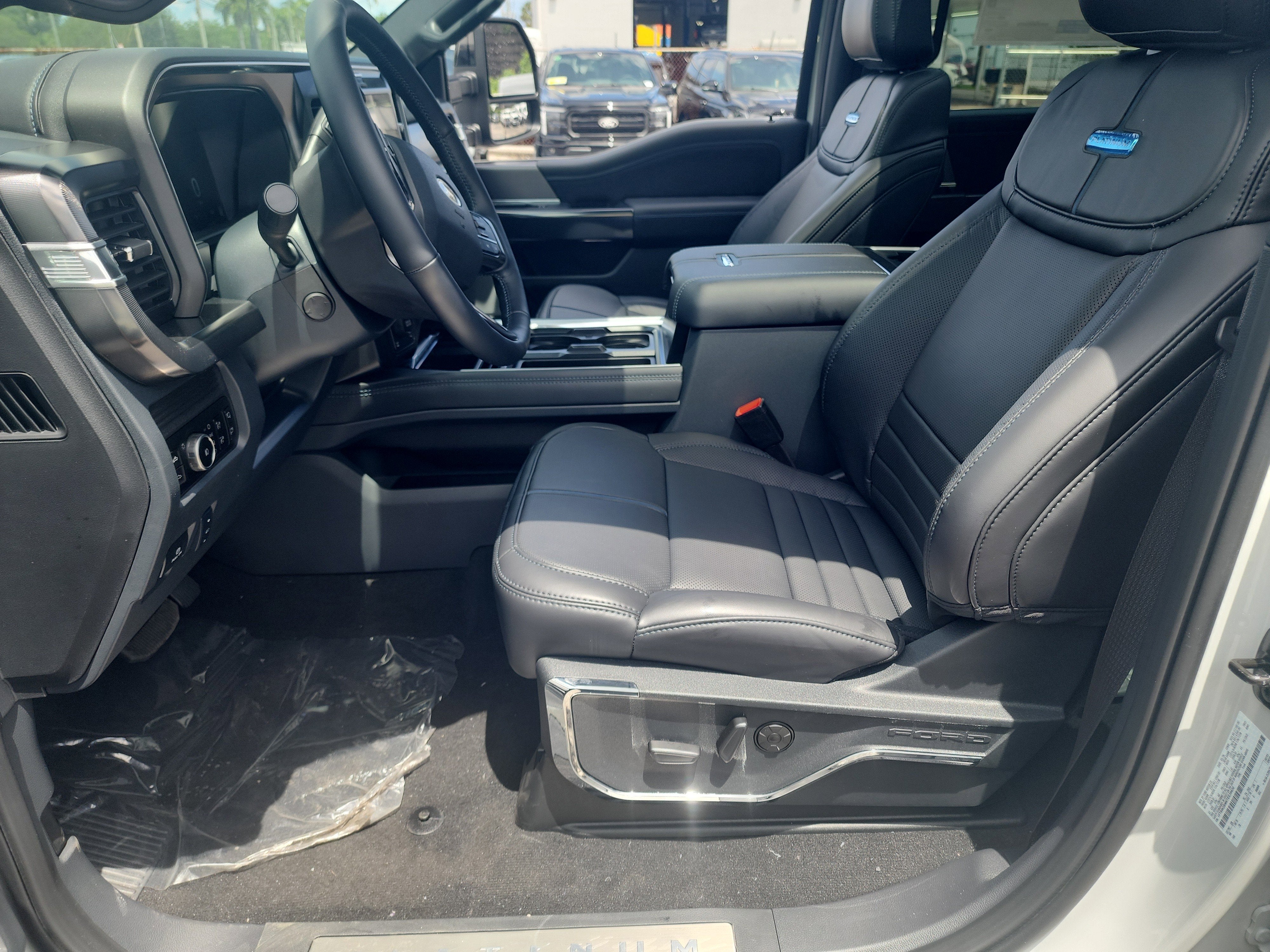 2026 Ford Super Duty F-250 SRW Platinum