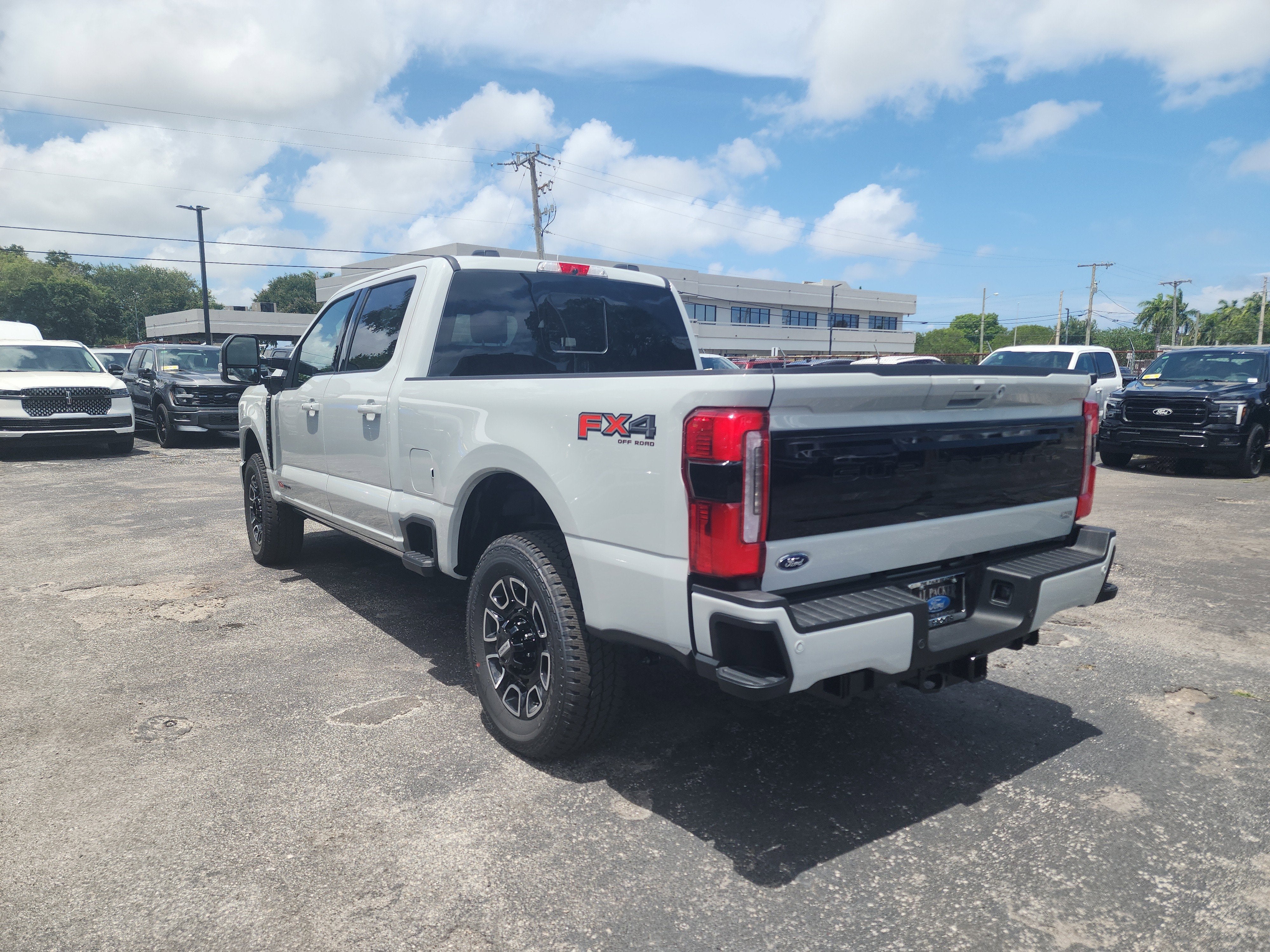 2026 Ford Super Duty F-250 SRW Platinum