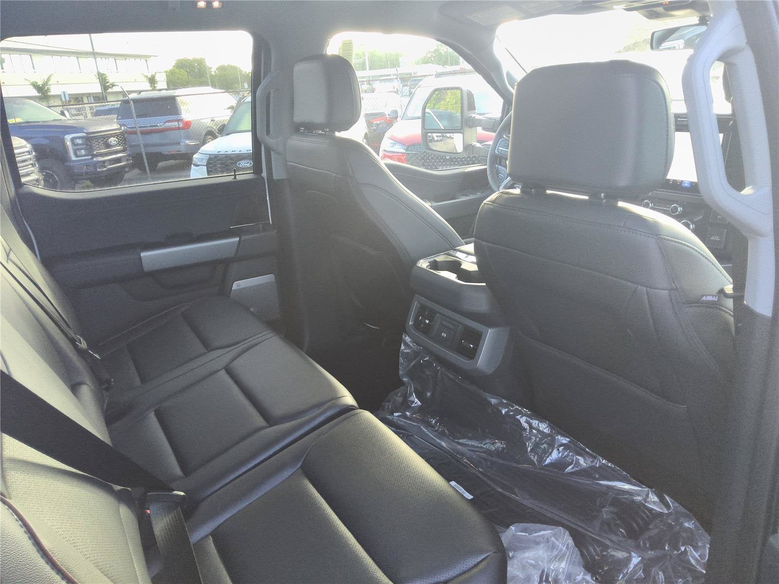 2027 Ford Super Duty F-250 SRW Lariat