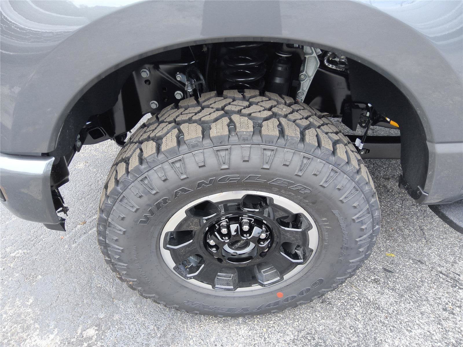 2027 Ford Super Duty F-250 SRW Platinum