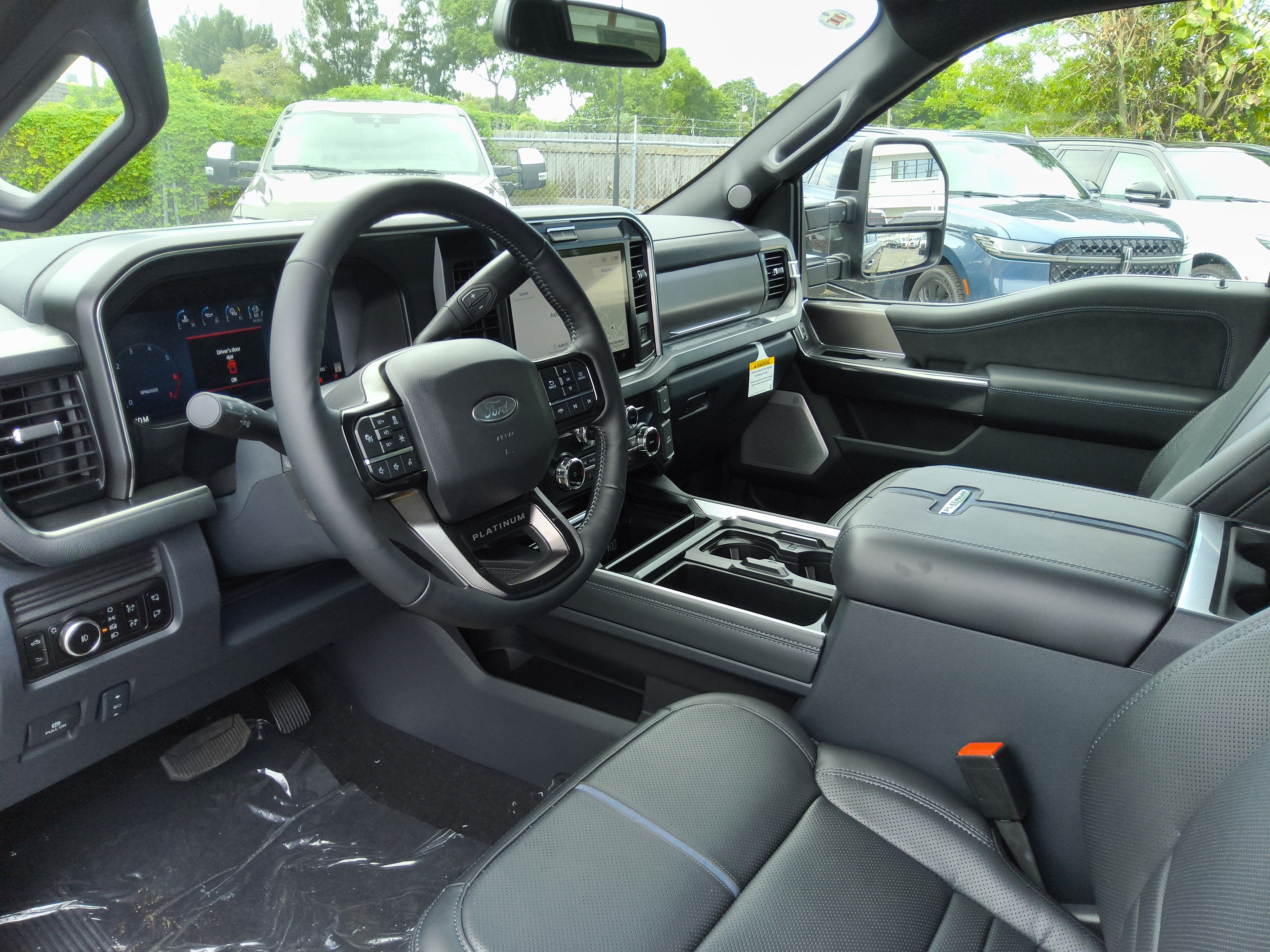 2027 Ford Super Duty F-250 SRW Platinum