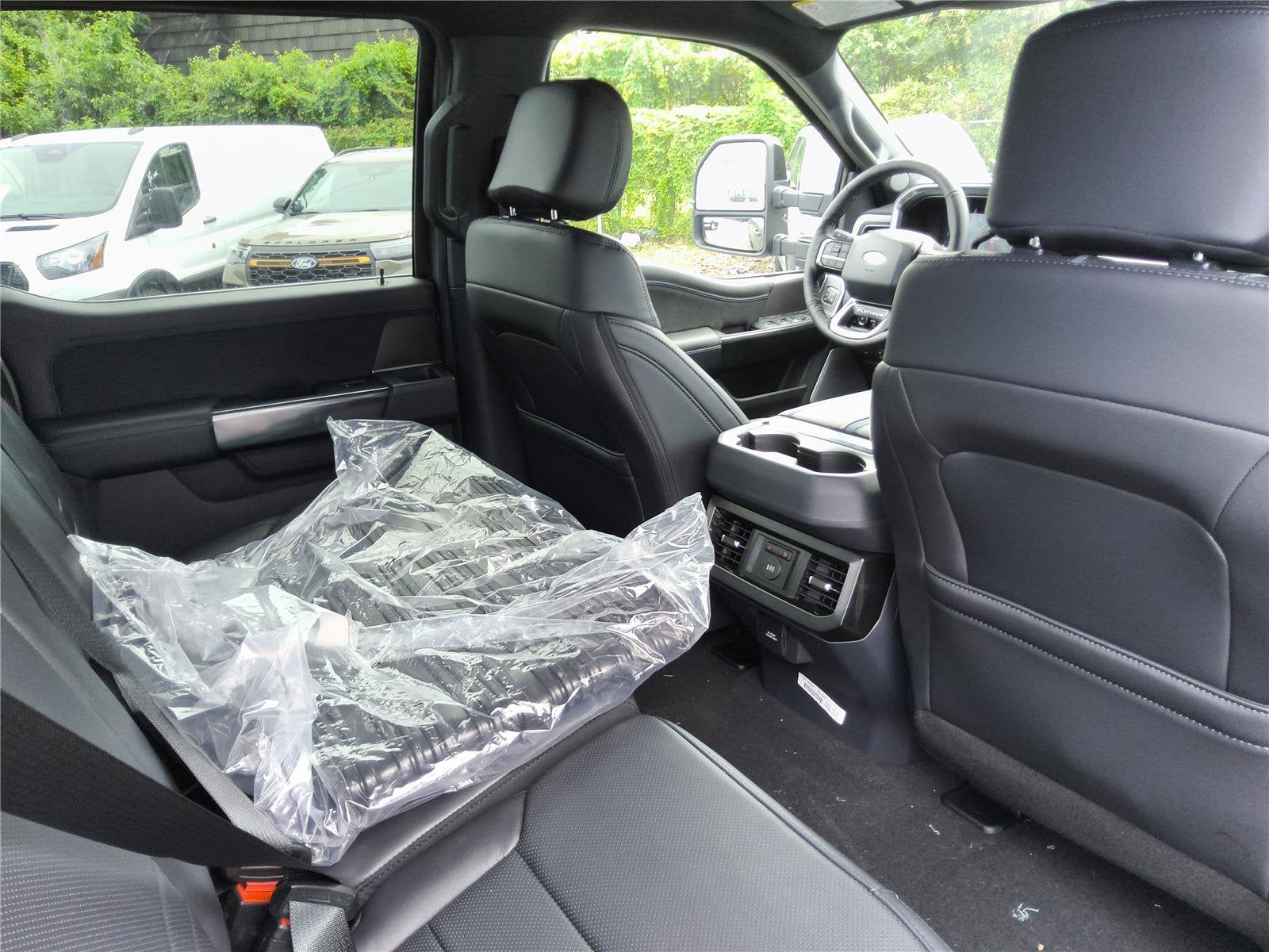 2027 Ford Super Duty F-250 SRW Platinum