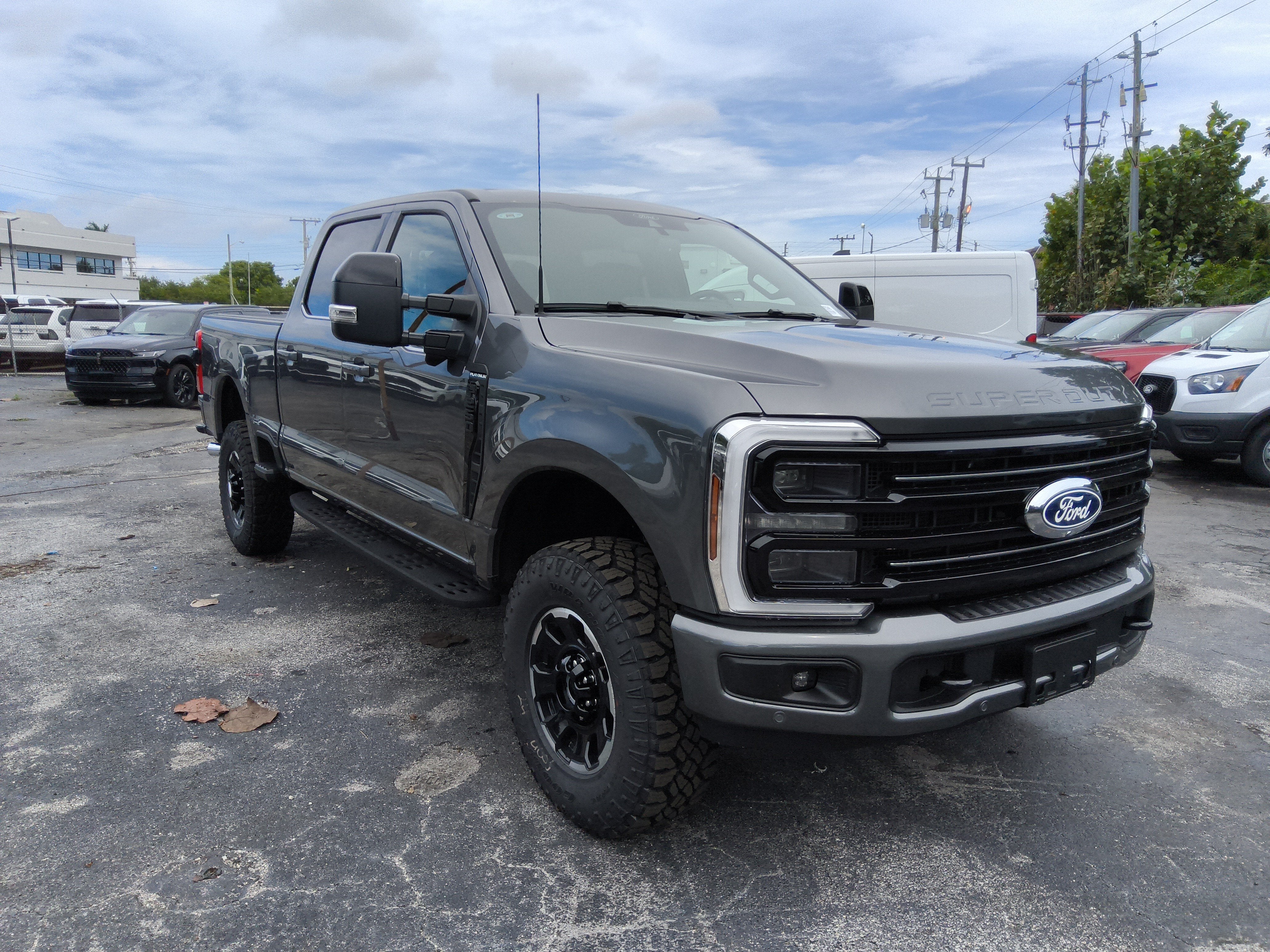2027 Ford Super Duty F-250 SRW Platinum