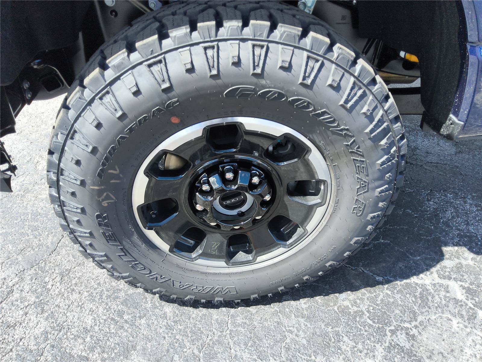 2027 Ford Super Duty F-250 SRW Lariat