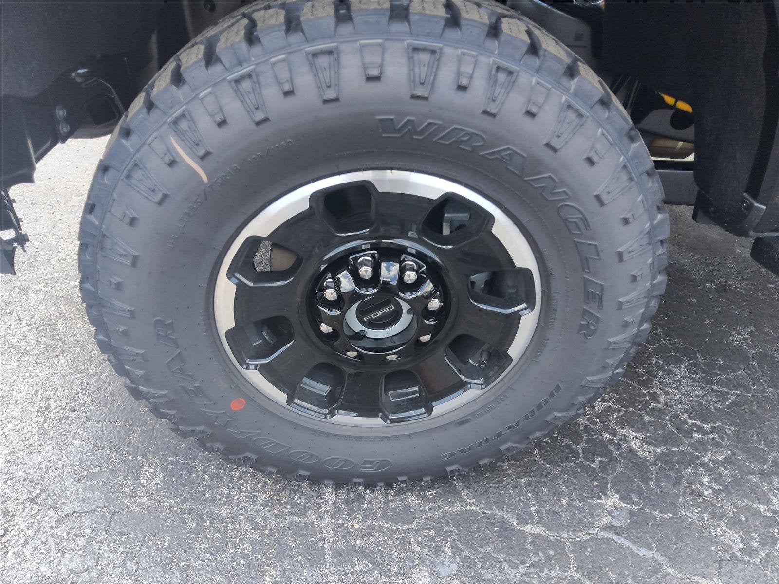 2027 Ford Super Duty F-250 SRW XL