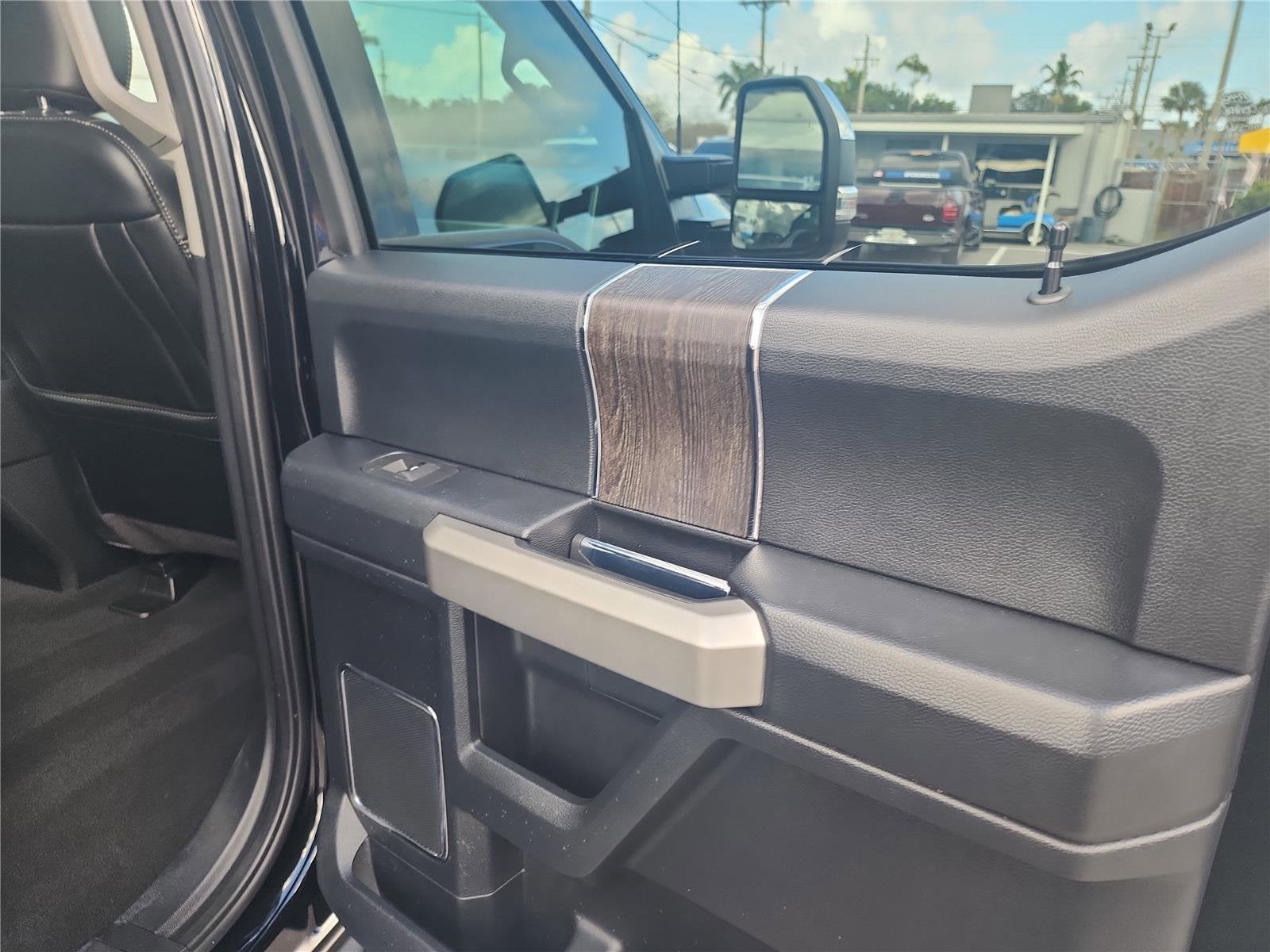 2020 Ford Super Duty F-250 SRW LARIAT