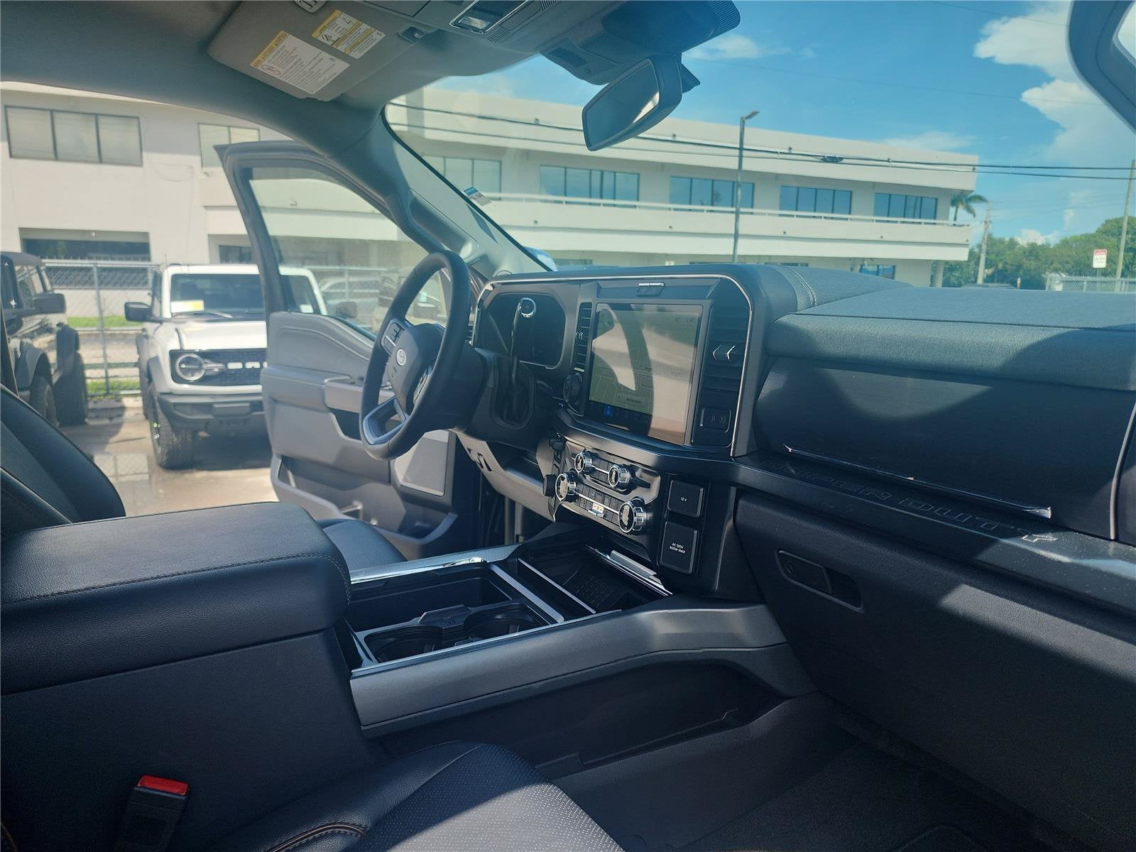 2025 Ford Super Duty F-250 SRW LARIAT