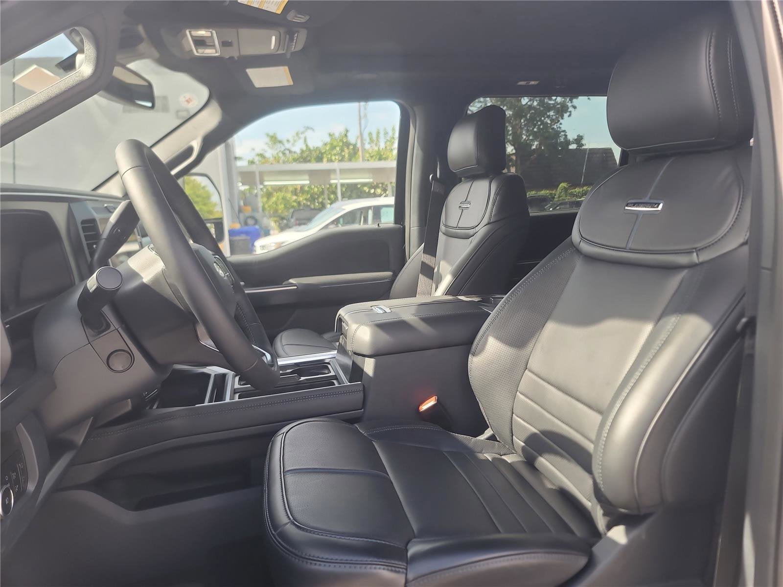 2025 Ford Super Duty F-250 SRW Platinum