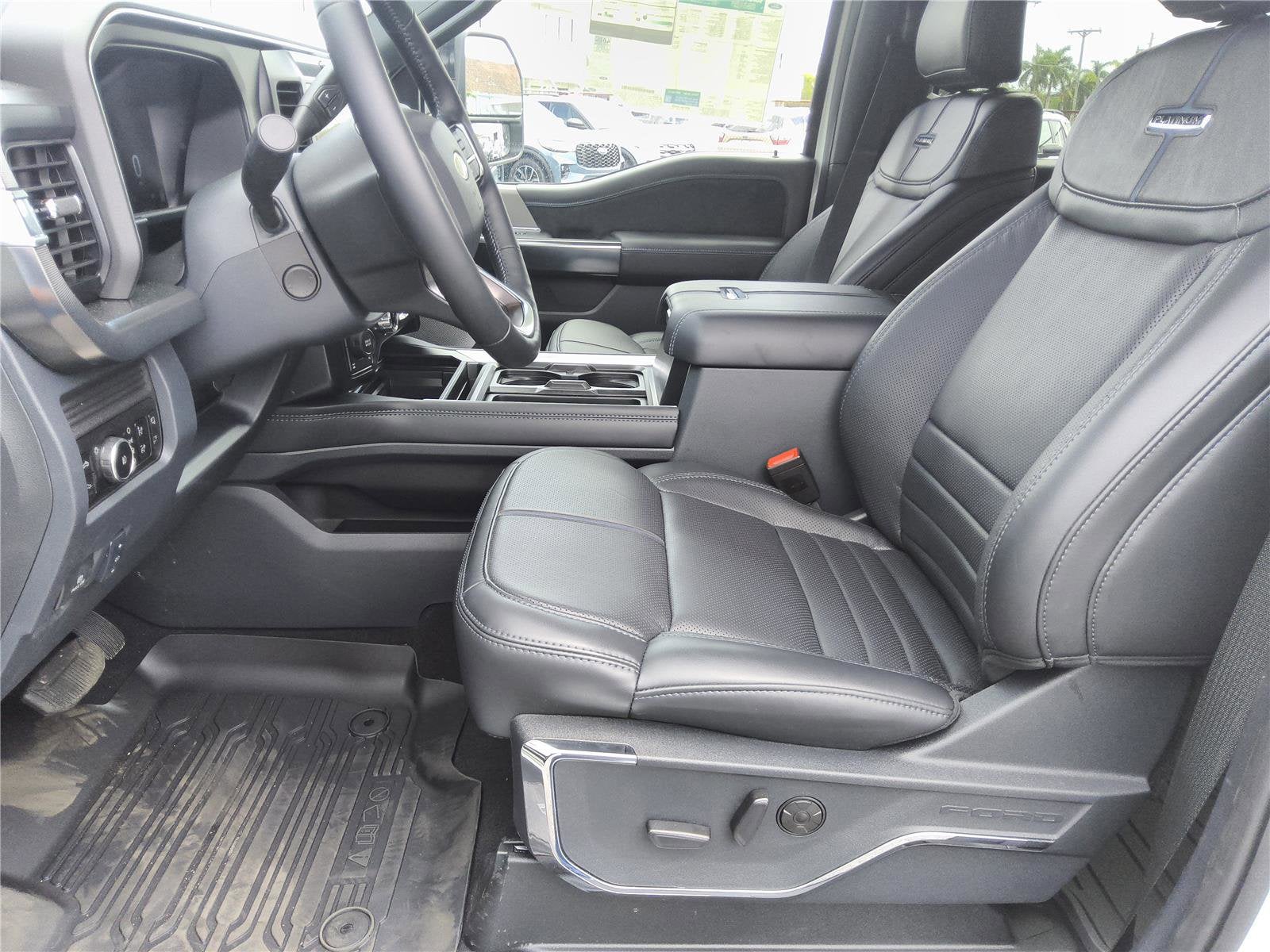 2026 Ford Super Duty F-250 SRW Platinum