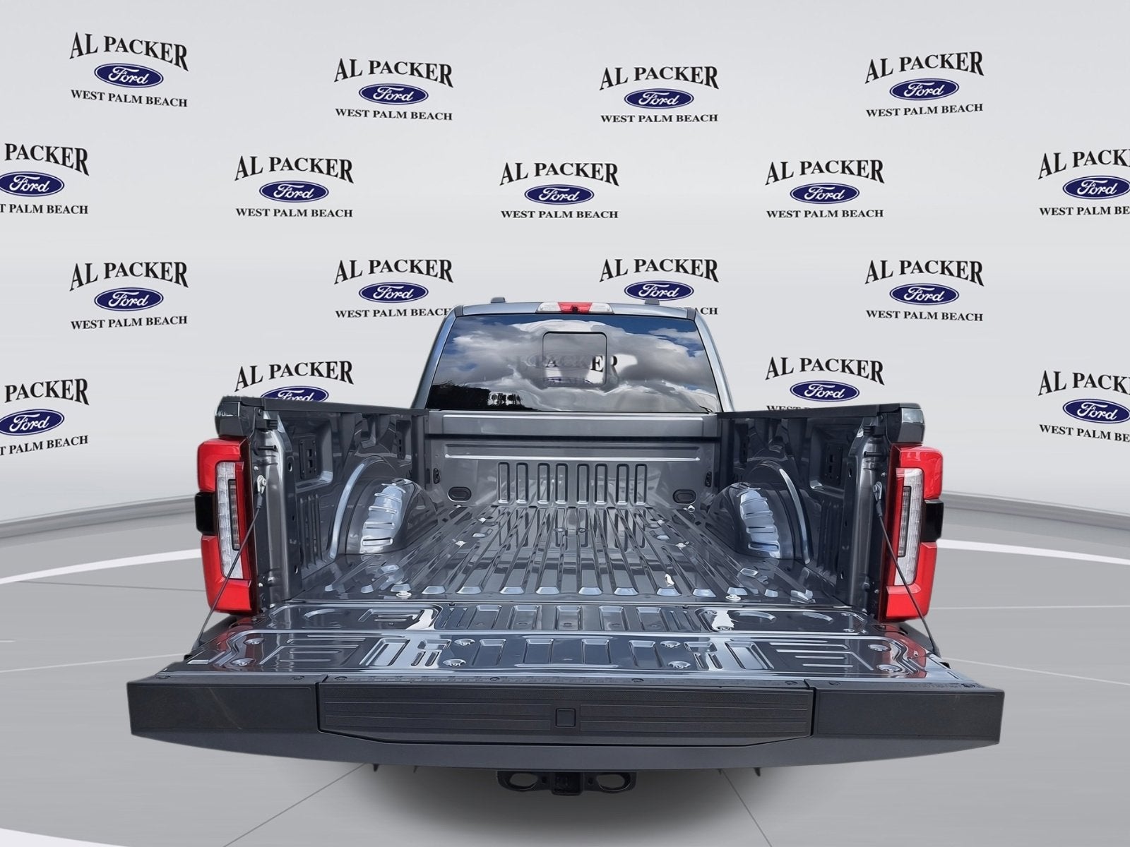 2026 Ford Super Duty F-350 SRW Platinum