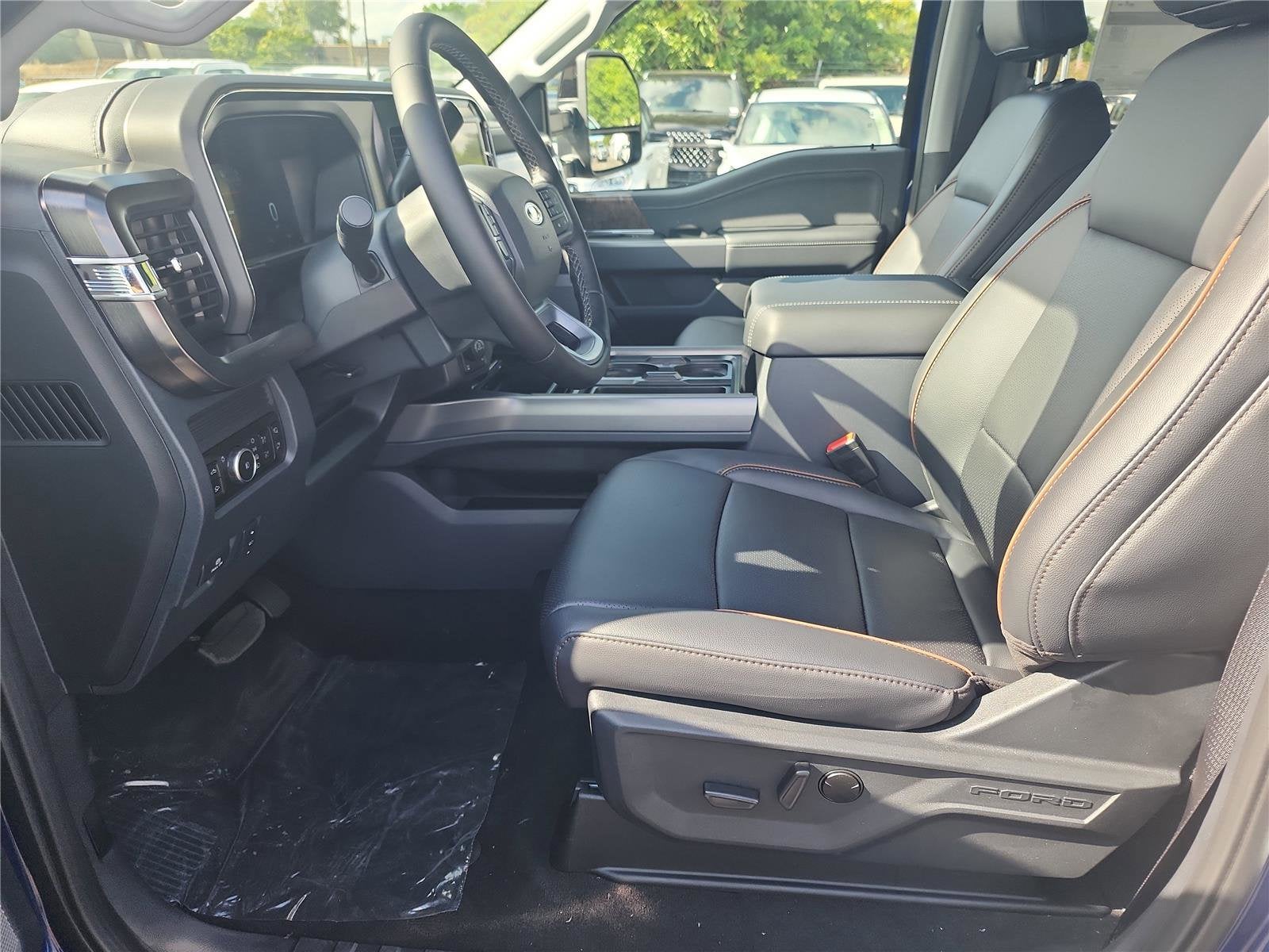 2026 Ford Super Duty F-350 SRW LARIAT