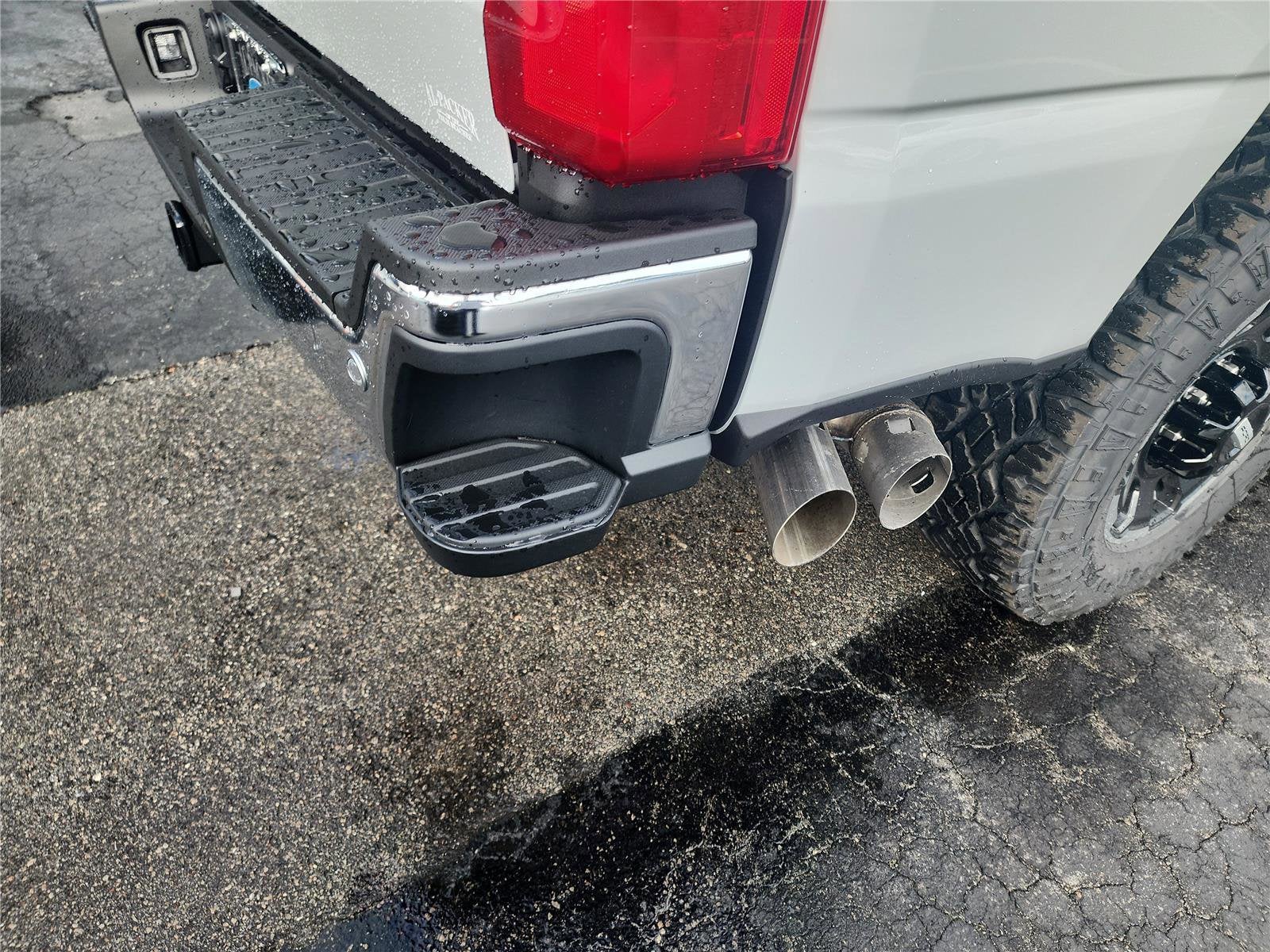 2026 Ford Super Duty F-350 SRW LARIAT