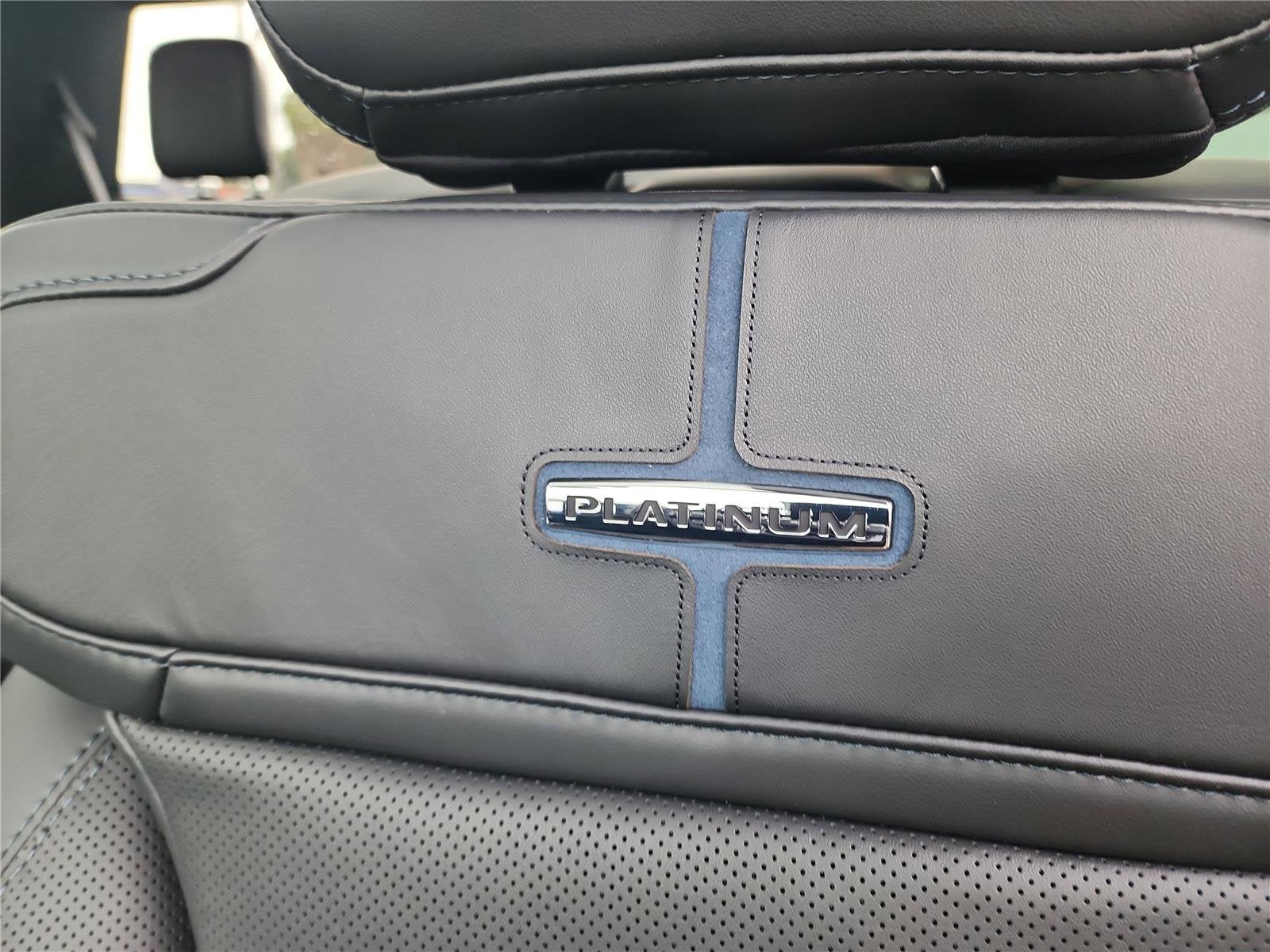 2026 Ford Super Duty F-350 SRW Platinum