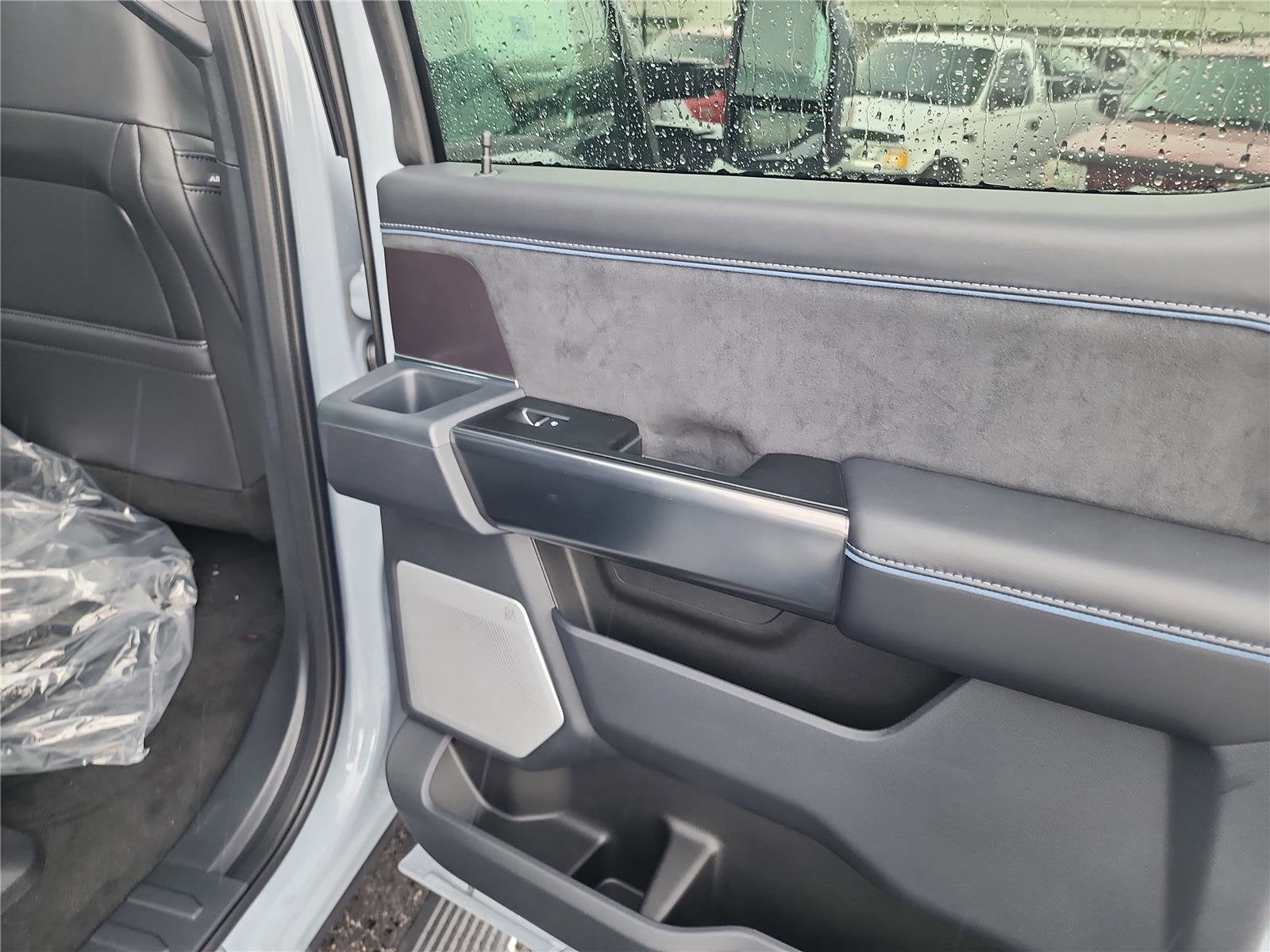 2026 Ford Super Duty F-350 SRW Platinum