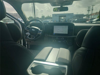 2026 Ford Super Duty F-350 SRW Platinum
