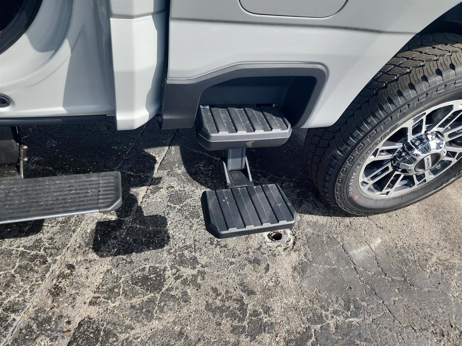 2026 Ford Super Duty F-350 SRW Platinum