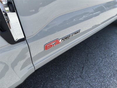 2026 Ford Super Duty F-350 SRW Platinum