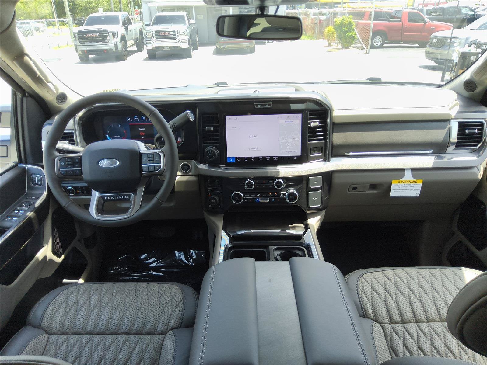 2026 Ford Super Duty F-350 SRW Platinum